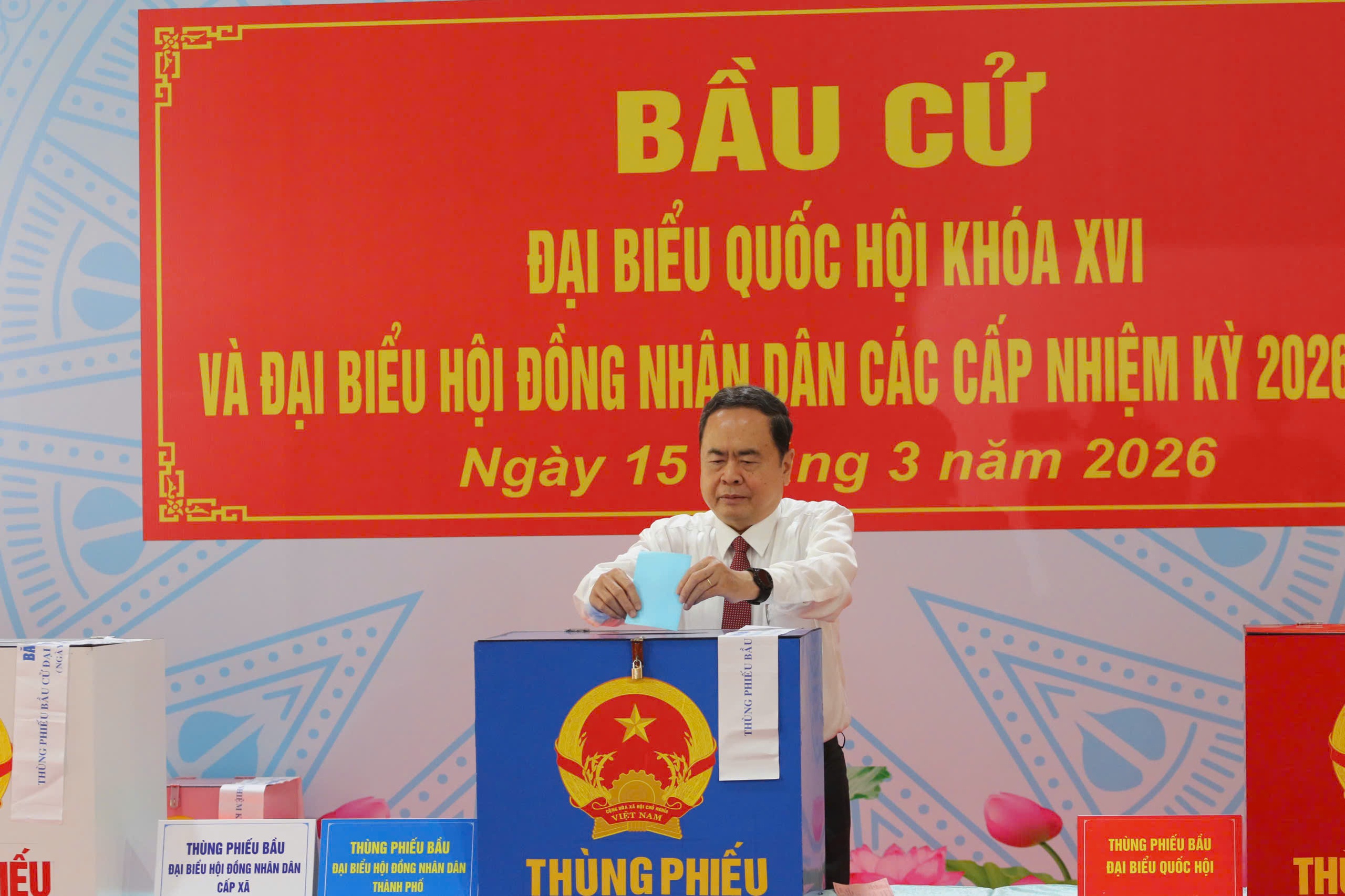 Tp.HCM chốt danh sách 125 đại biểu HĐND khóa mới, hơn 9,4 triệu cử tri tham gia bầu cử - Ảnh 1.