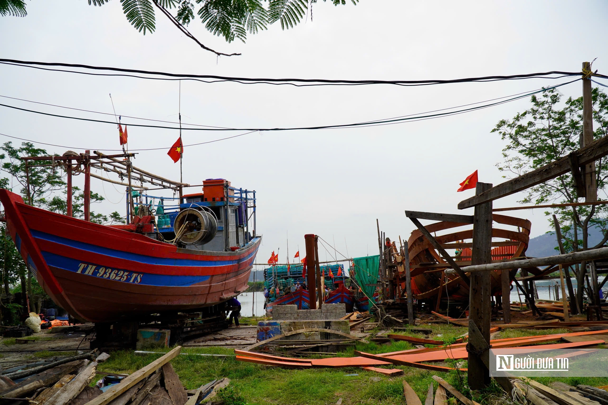 Những người giữ nghề đóng tàu 700 tuổi trước “sóng gió” của thị trường- Ảnh 6. Những người giữ nghề đóng tàu 700 tuổi trước “sóng gió” của thị trường- Ảnh 6.