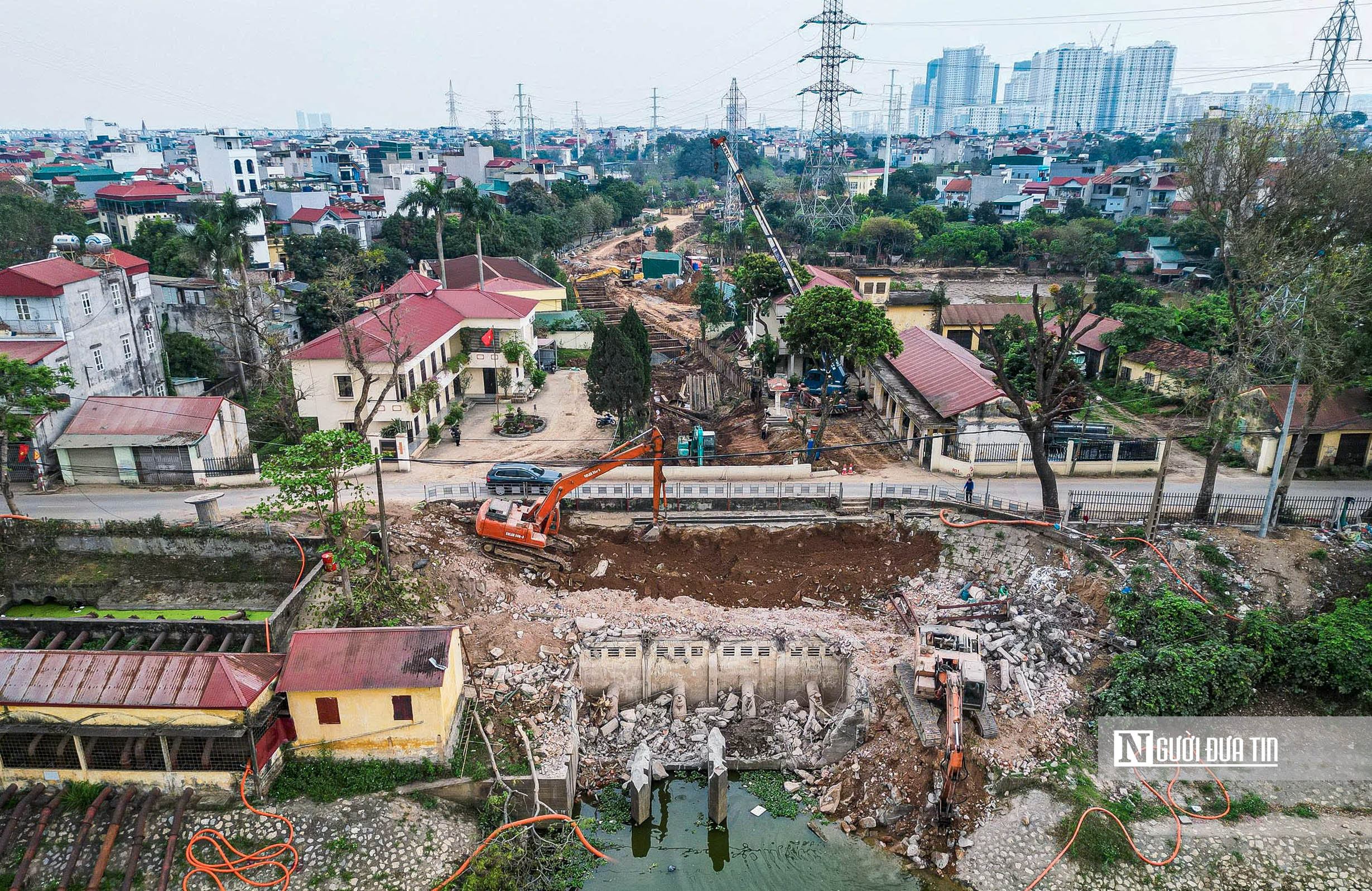 Cận cảnh c&ocirc;ng tr&igrave;nh chống ngập khẩn cấp trị gi&aacute; gần 1.000 tỷ đồng ở H&agrave; Nội- Ảnh 3.