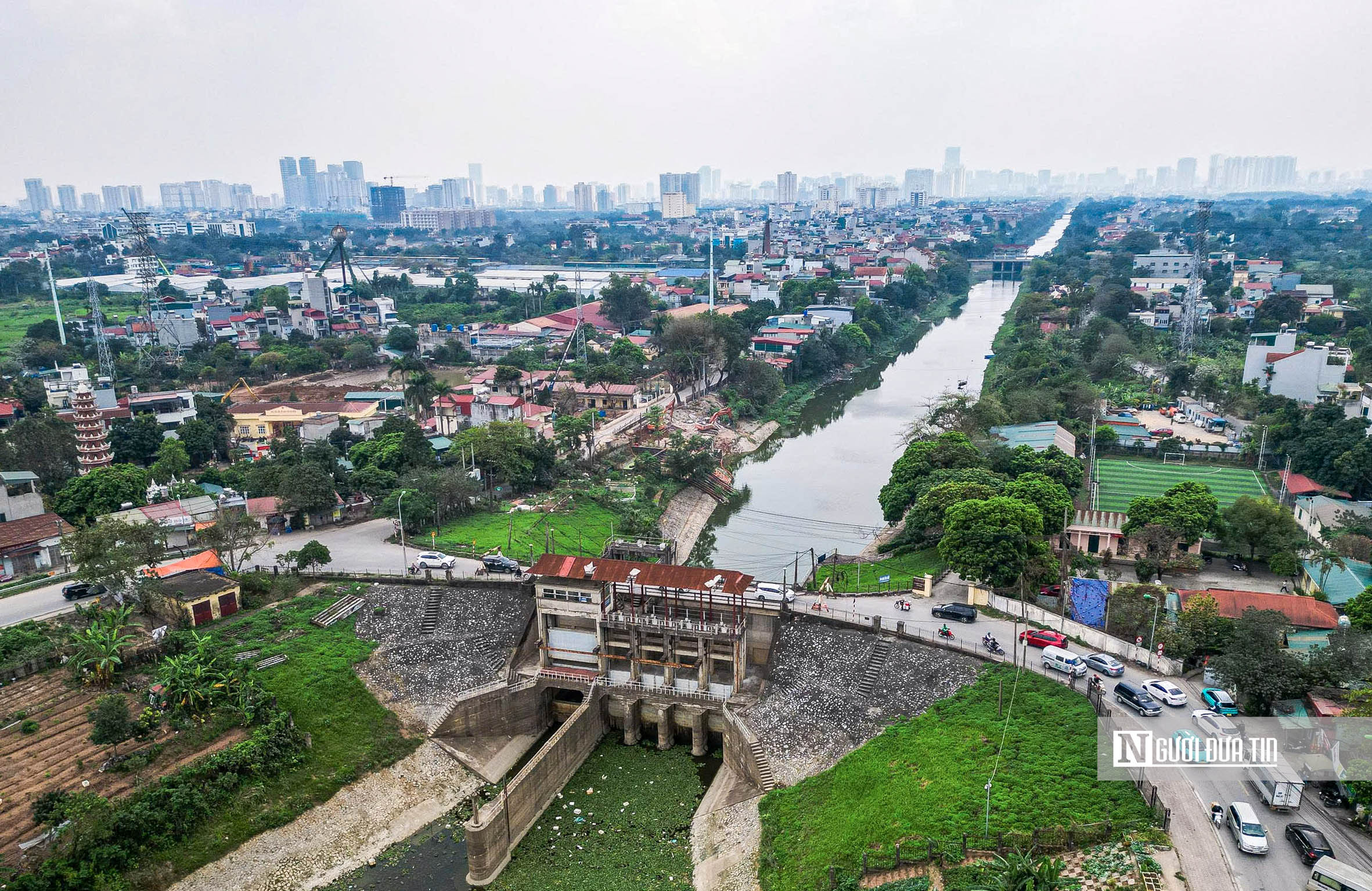 Cận cảnh c&ocirc;ng tr&igrave;nh chống ngập khẩn cấp trị gi&aacute; gần 1.000 tỷ đồng ở H&agrave; Nội- Ảnh 2.