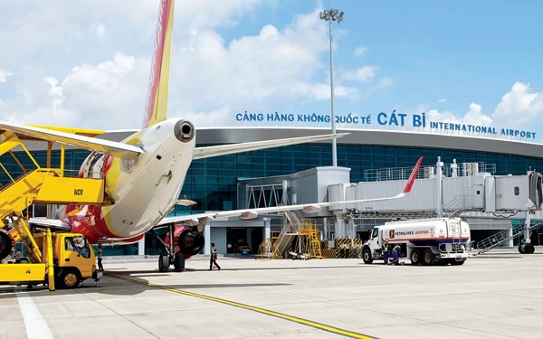 Diều sáo bay cao 400m gần sân bay Cát Bi, 4 chuyến bay bị ảnh hưởng