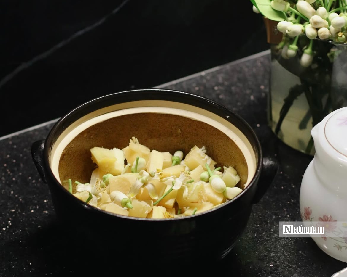 Hương bưởi th&aacute;ng Ba l&agrave;m dịu l&ograve;ng phố H&agrave; Nội- Ảnh 4.