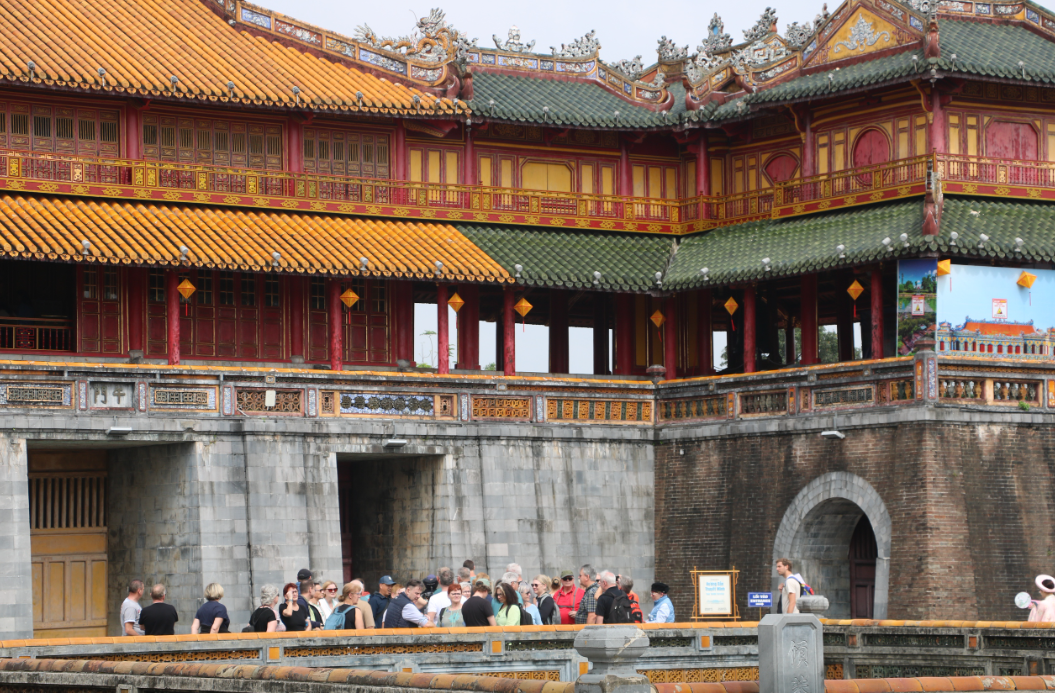 Huế đón sóng Huế đón sóng