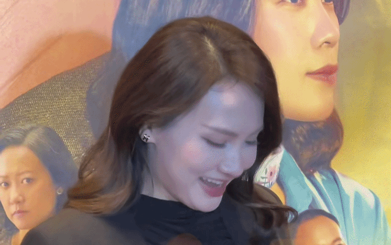 "Mỹ nh&acirc;n phim giờ v&agrave;ng" t&aacute;i xuất sau thời gian d&agrave;i vắng b&oacute;ng, đổi style khiến nhan sắc thăng hạng - Ảnh 2.