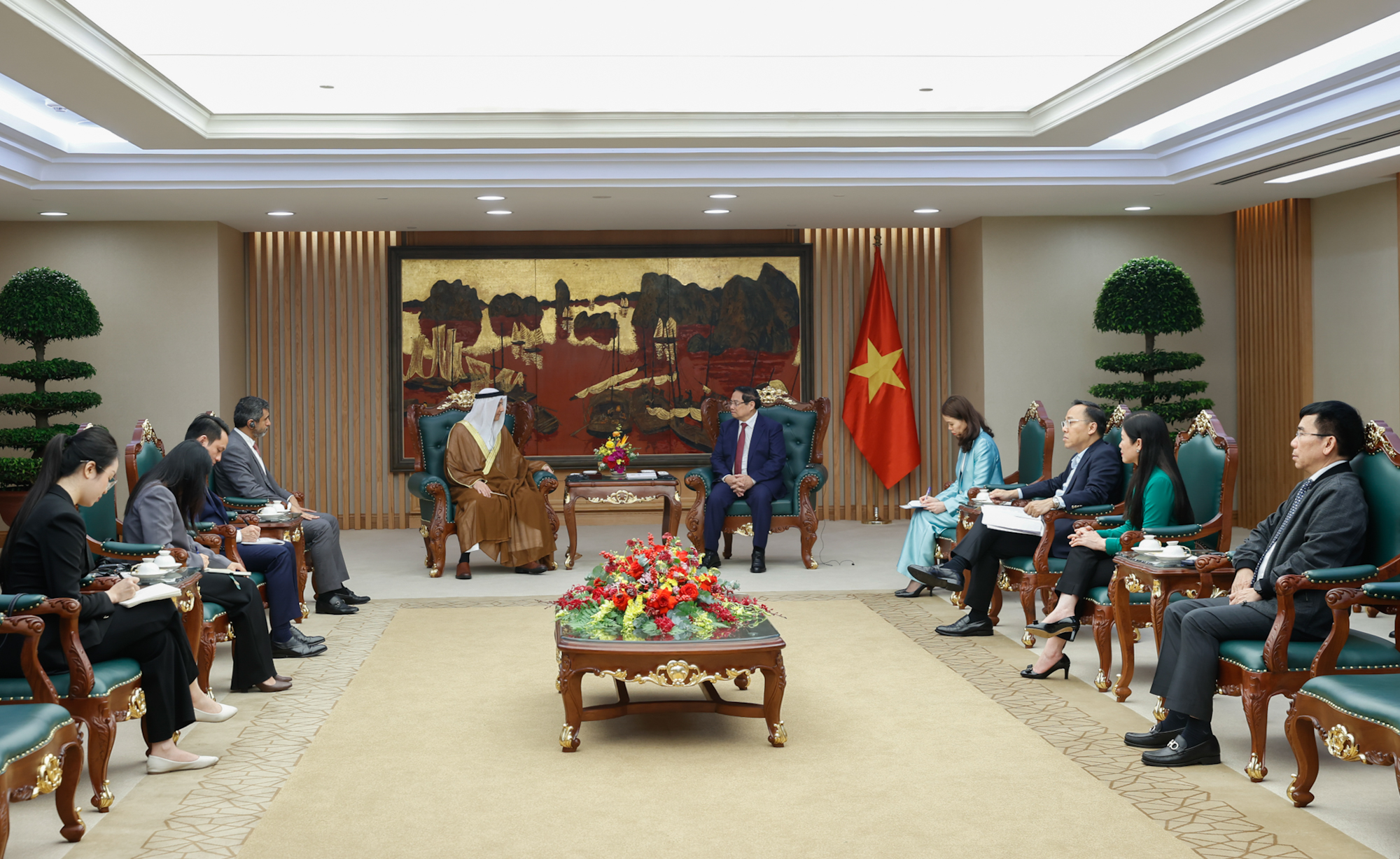 Thủ tướng th&uacute;c đẩy UAE cung cấp dầu kh&iacute; cho Việt Nam - Ảnh 3.