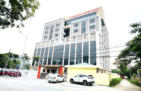 Bệnh viện đa khoa Y&ecirc;n Phong (Bắc Ninh): Ti&ecirc;n phong x&acirc;y dựng m&ocirc; h&igrave;nh bệnh viện kh&ocirc;ng giấy tờ ở tuyến cơ sở - Ảnh 1.