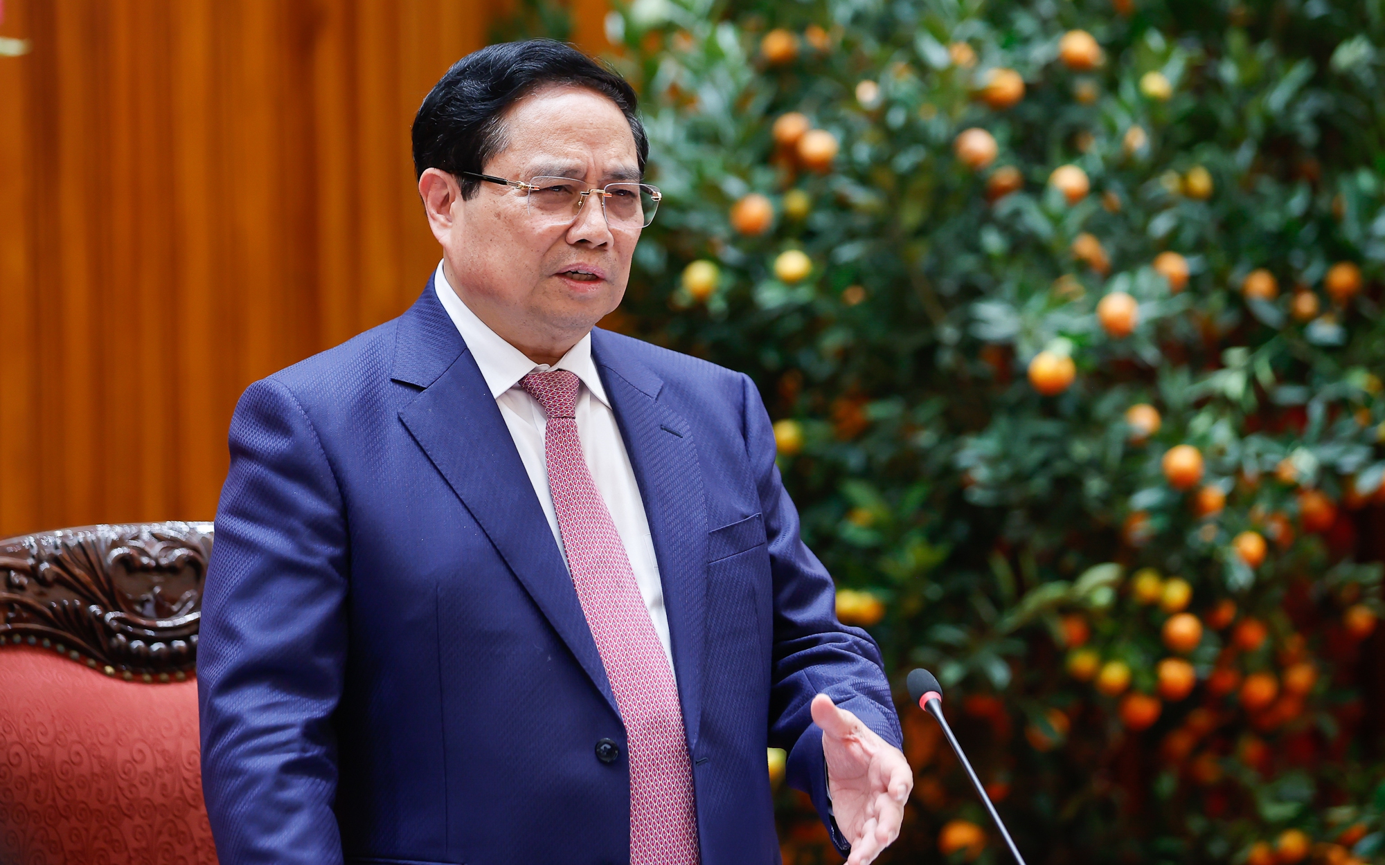 Thủ tướng Phạm Minh Chính chỉ đạo quyết liệt bảo đảm cung ứng, bình ổn giá xăng dầu