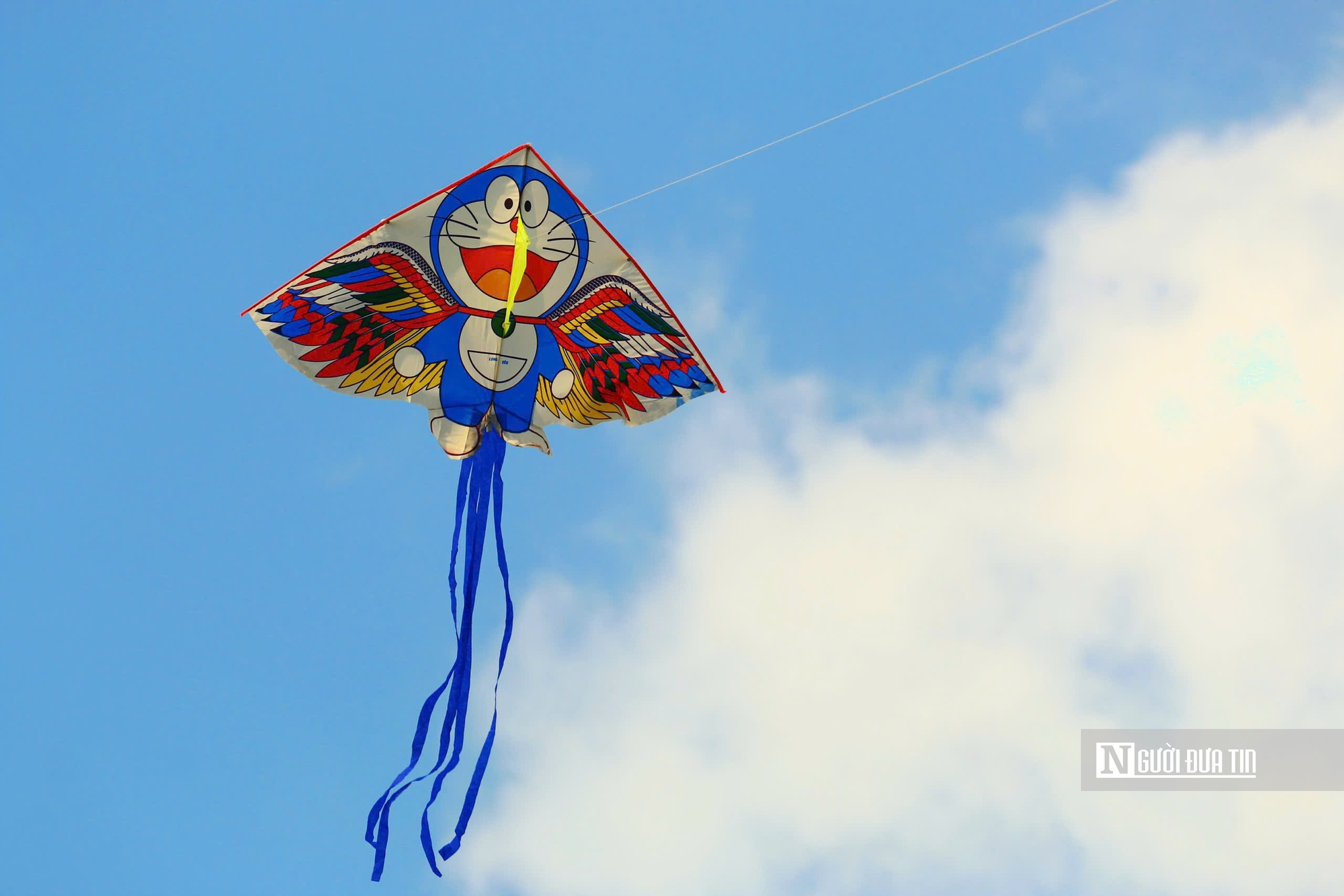 &ldquo;Biển diều&rdquo; khổng lồ phủ k&iacute;n đồng diều H&oacute;c M&ocirc;n, người d&acirc;n đổ về đ&ocirc;ng nghịt mỗi ng&agrave;y- Ảnh 3.