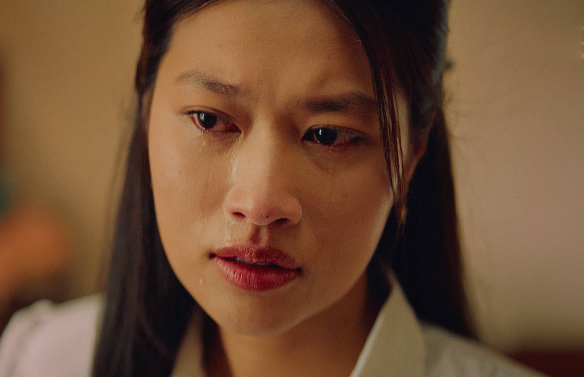 Hoa hậu Thiên Ân đứng giữa hai lựa chọn: Nghe theo trái tim hay làm theo kỳ vọng gia đình? - Ảnh 3.