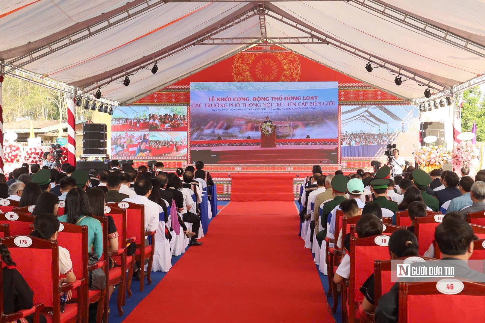 Quảng Ng&atilde;i khởi c&ocirc;ng loạt trường nội tr&uacute; v&ugrave;ng bi&ecirc;n, kỳ vọng đổi thay gi&aacute;o dục nơi &ldquo;ph&ecirc;n dậu&rdquo;- Ảnh 1.
