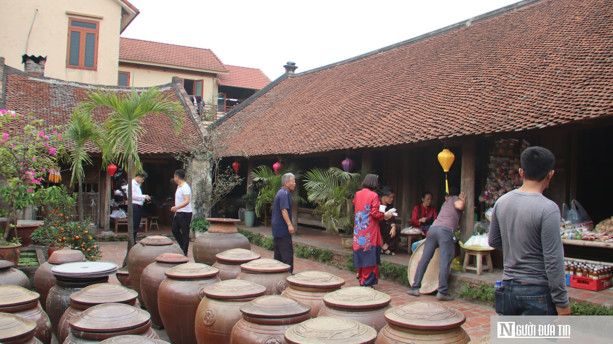 Chuyện những người sống trong nh&agrave; cổ gần 300 năm- Ảnh 5.