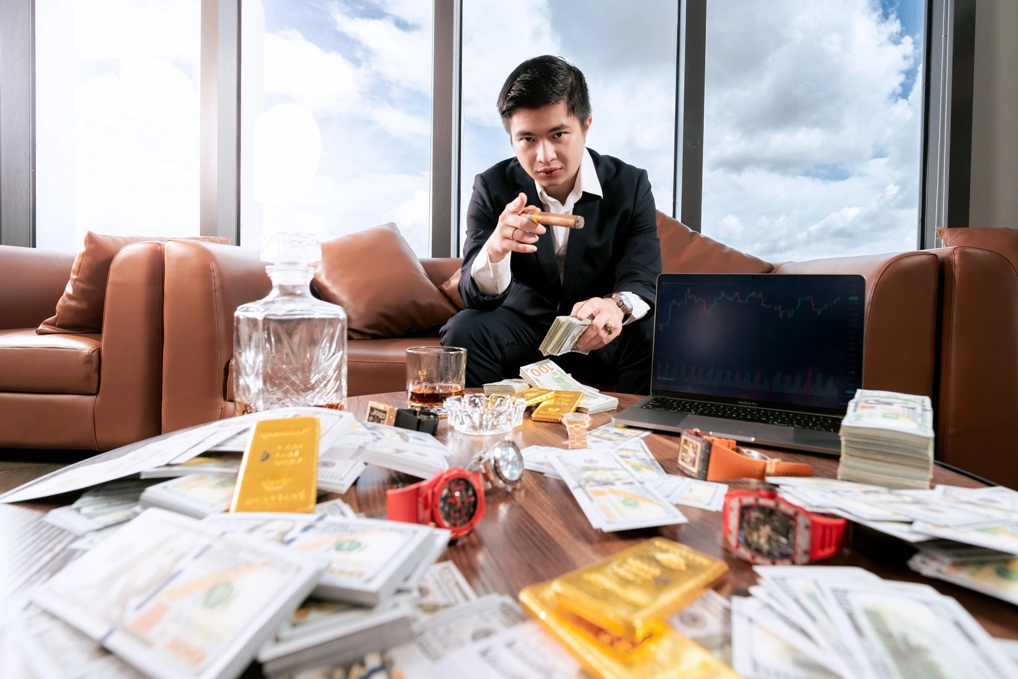 Kịch bản tinh vi với những cú lừa tiền tỷ của 