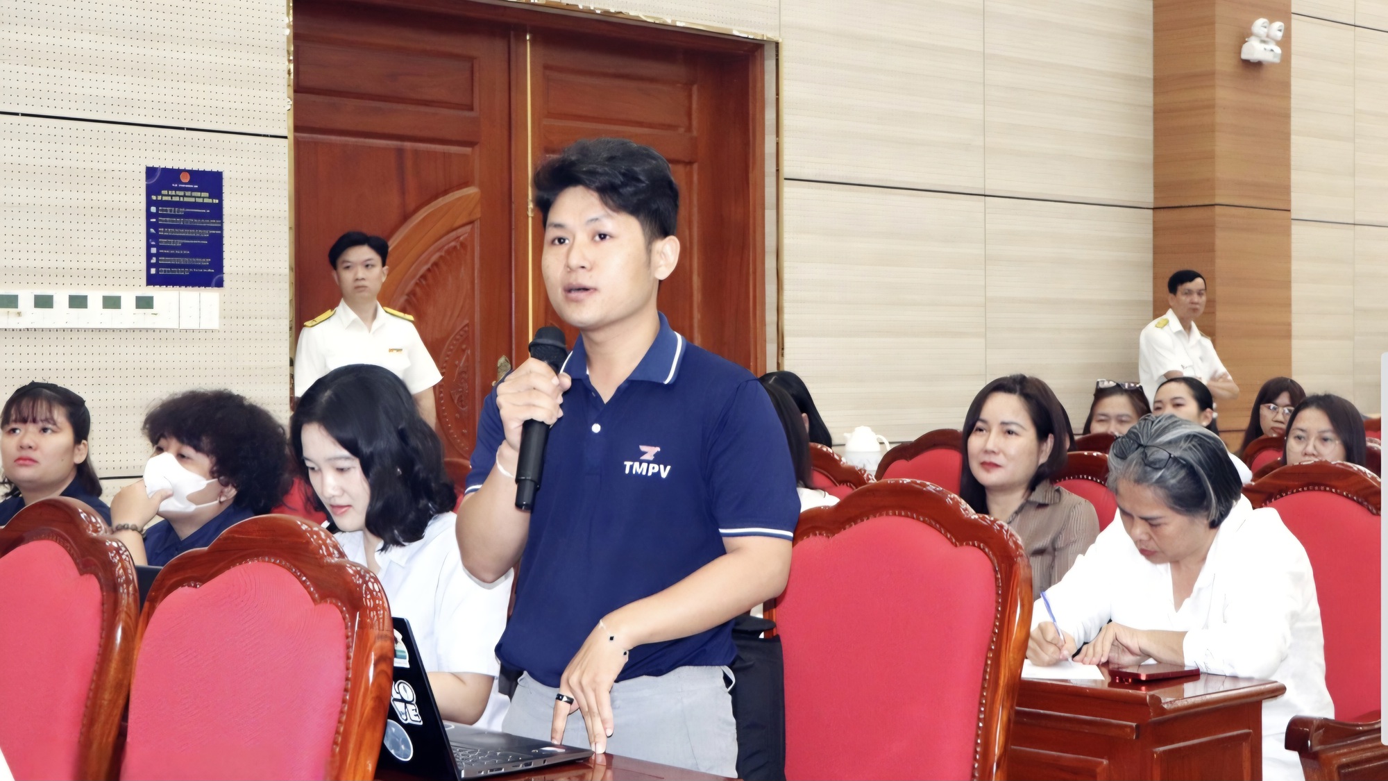 Đồng Nai đối thoại hơn 300 doanh nghiệp: Gỡ vướng chính sách thuế, đồng hành cùng phục hồi kinh tế- Ảnh 3.