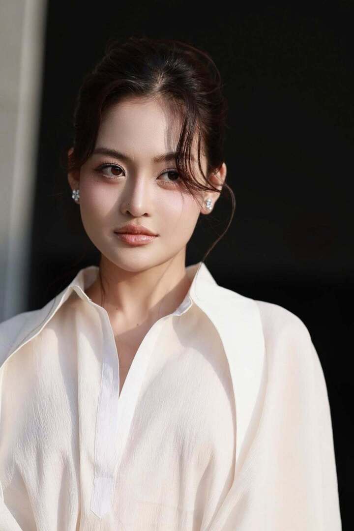 Nhan sắc xinh đẹp của "người y&ecirc;u cũ" đang nhận "gạch đ&aacute;" tr&ecirc;n phim giờ v&agrave;ng VTV  - Ảnh 8.