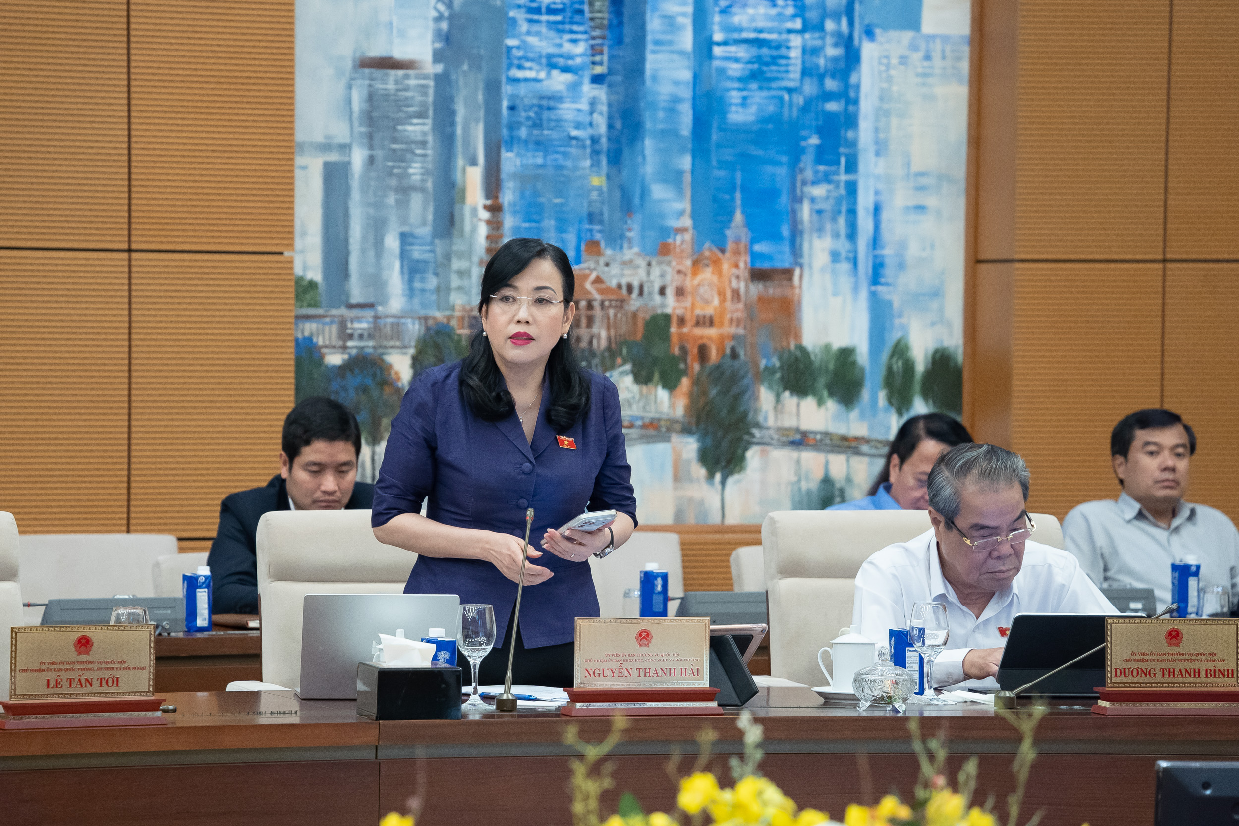 Giá cả nhiều mặt hàng thiết yếu dịp Tết tăng gấp rưỡi- Ảnh 2.