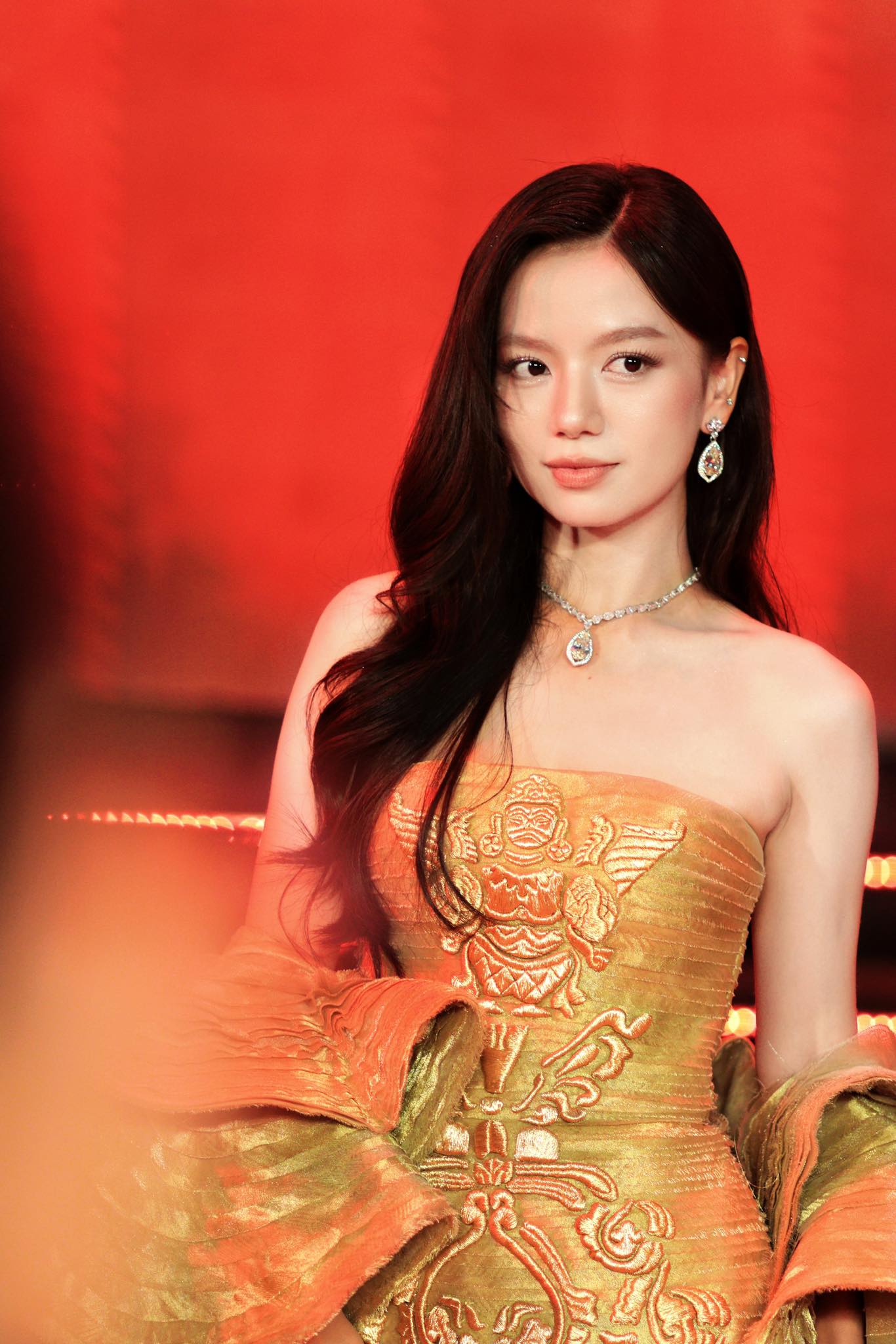 "Phượng hoàng tái sinh của Vbiz": Bị bỏ quên 10 năm, xuất hiện trở thành gương mặt được săn đón - Ảnh 5.