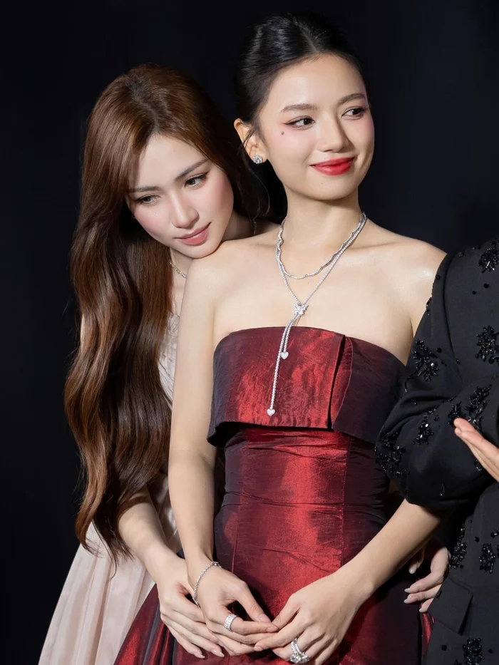 "Phượng hoàng tái sinh của Vbiz": Bị bỏ quên 10 năm, xuất hiện trở thành gương mặt được săn đón - Ảnh 9.