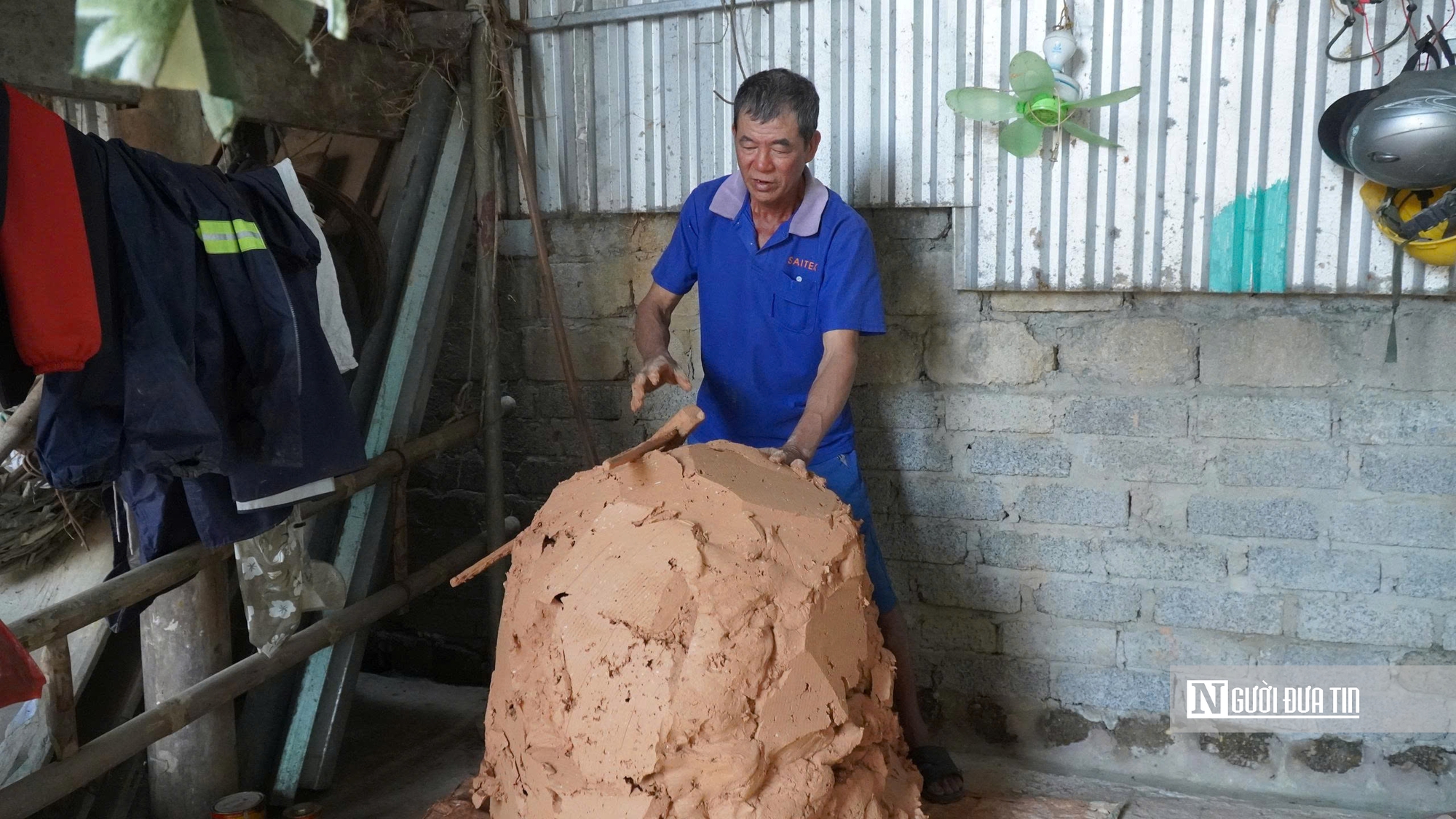 “Giữ lửa” làng nghề nồi đất trăm năm của xứ Nghệ - Ảnh 1.