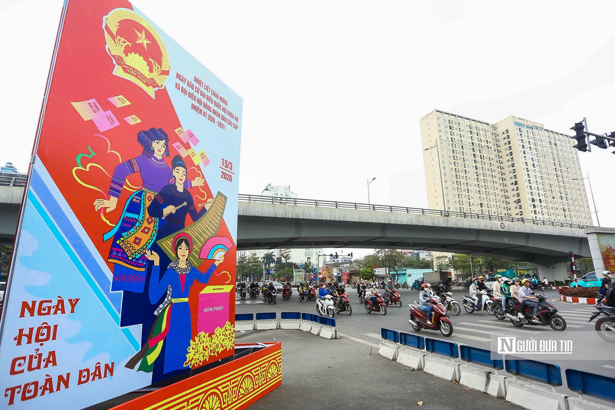 H&agrave; Nội trang ho&agrave;ng, sẵn s&agrave;ng cho ng&agrave;y hội to&agrave;n d&acirc;n đi bầu cử- Ảnh 1.