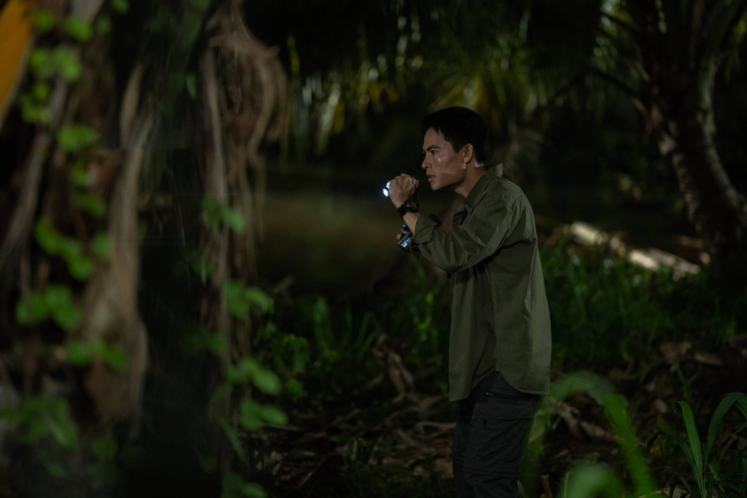 Nam diễn viên 9X "oanh tạc" phòng vé dịp 30/4 - Ảnh 2.