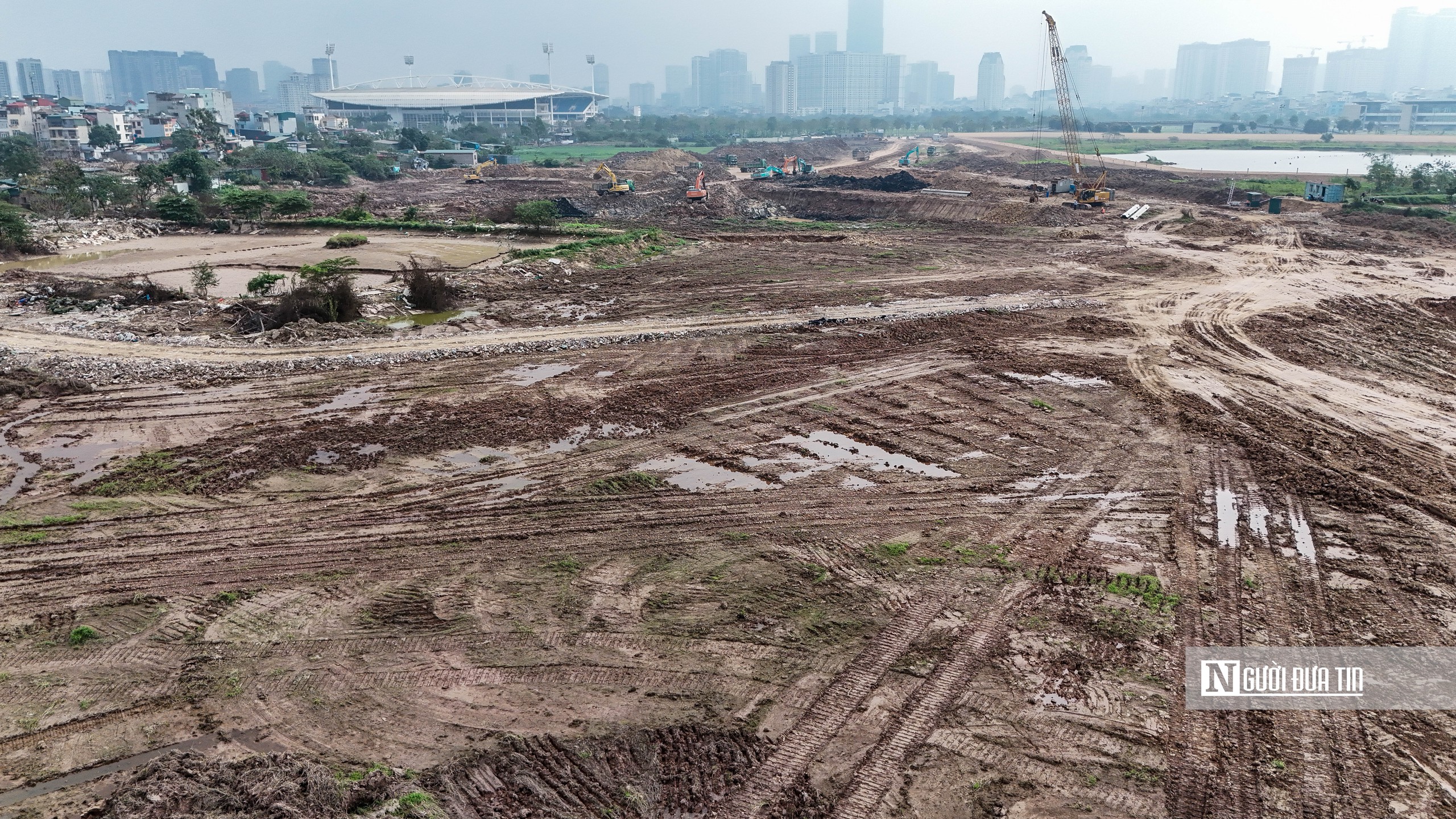 Bên trong đại công trường thi công hồ điều hoà rộng hơn 36ha ở Hà Nội- Ảnh 3. Bên trong đại công trường thi công hồ điều hoà rộng hơn 36ha ở Hà Nội- Ảnh 3.
