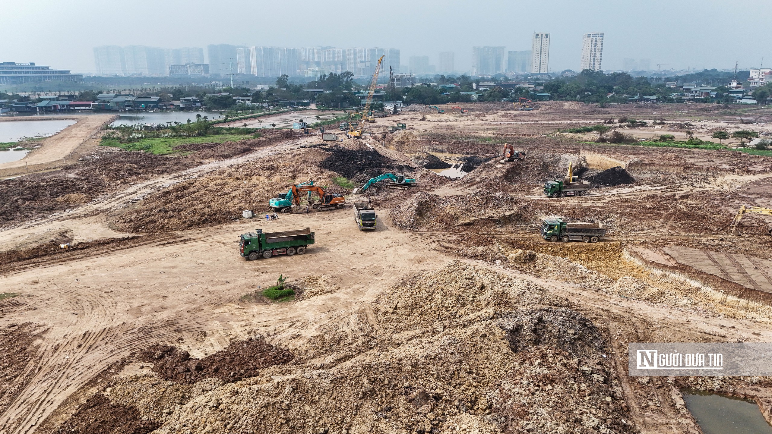 Bên trong đại công trường thi công hồ điều hoà rộng hơn 36ha ở Hà Nội- Ảnh 5. Bên trong đại công trường thi công hồ điều hoà rộng hơn 36ha ở Hà Nội- Ảnh 5.