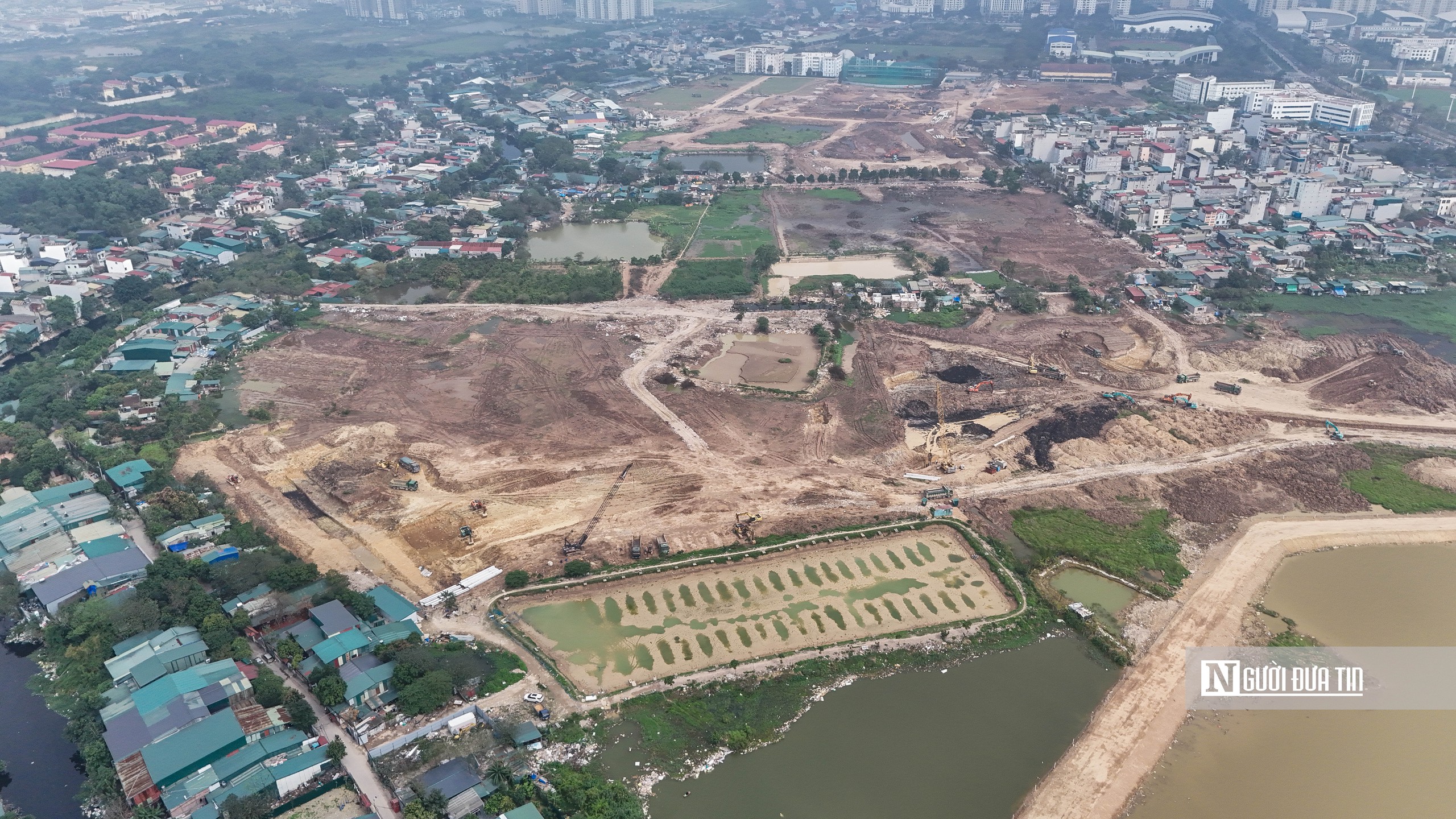 Bên trong đại công trường thi công hồ điều hoà rộng hơn 36ha ở Hà Nội- Ảnh 2. Bên trong đại công trường thi công hồ điều hoà rộng hơn 36ha ở Hà Nội- Ảnh 2.