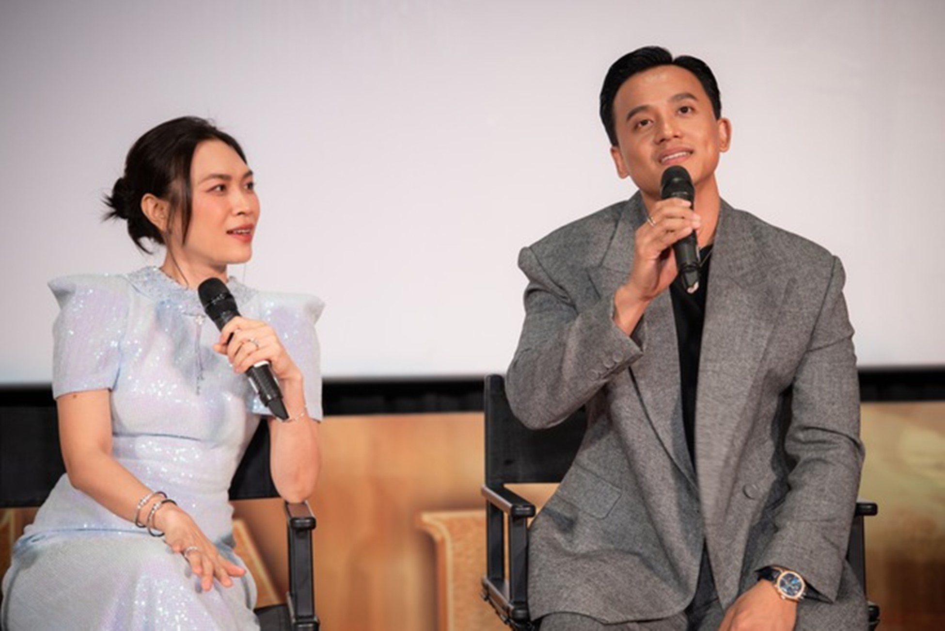 "Họa mi tóc nâu" được Mai Tài Phến gọi là "nữ thần" - Ảnh 1.