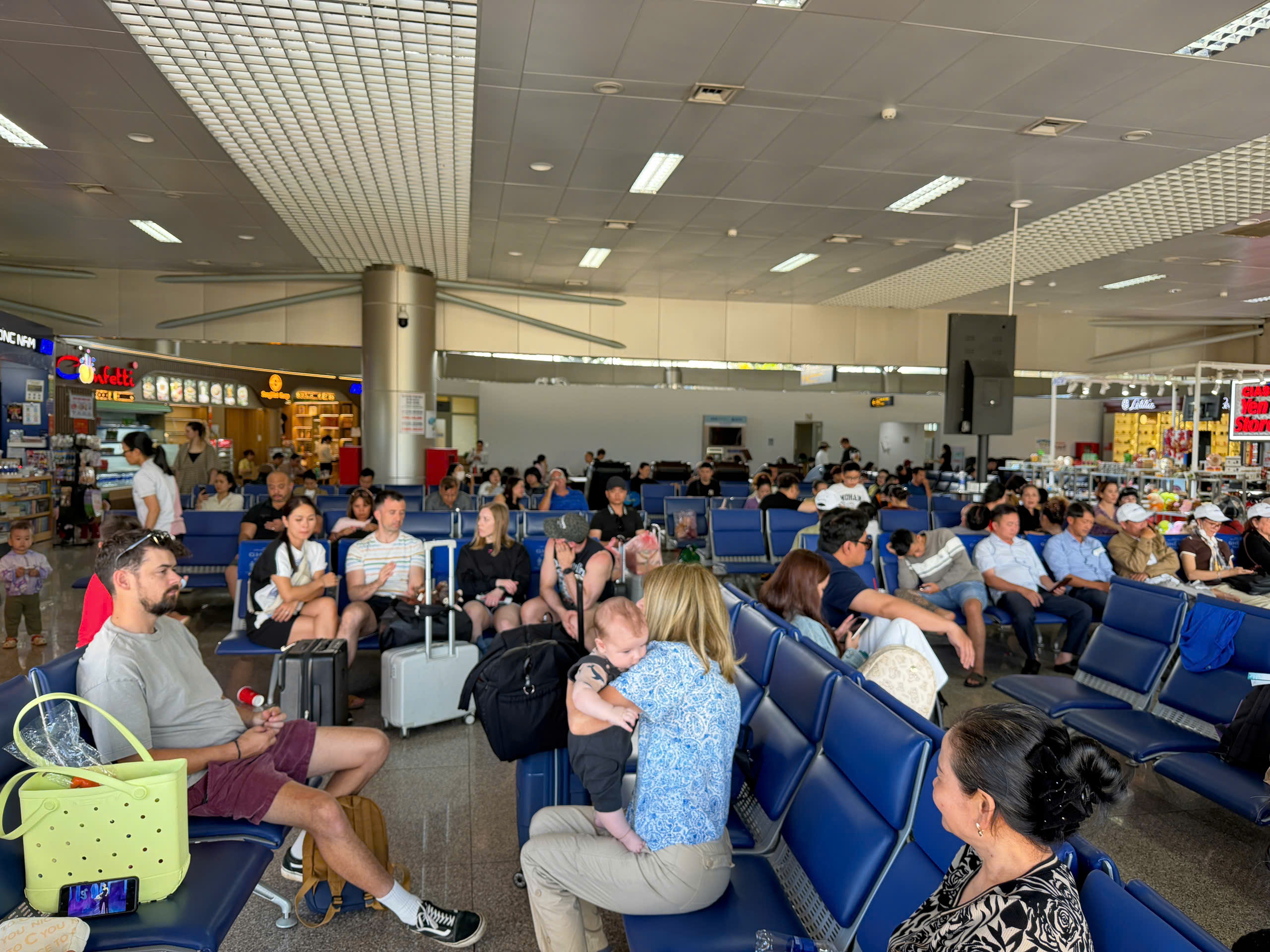 Đẩy mạnh kích cầu, mở rộng kết nối đường bộ du lịch lịch khi sân bay Liên Khương tạm đóng cửa - Ảnh 2.