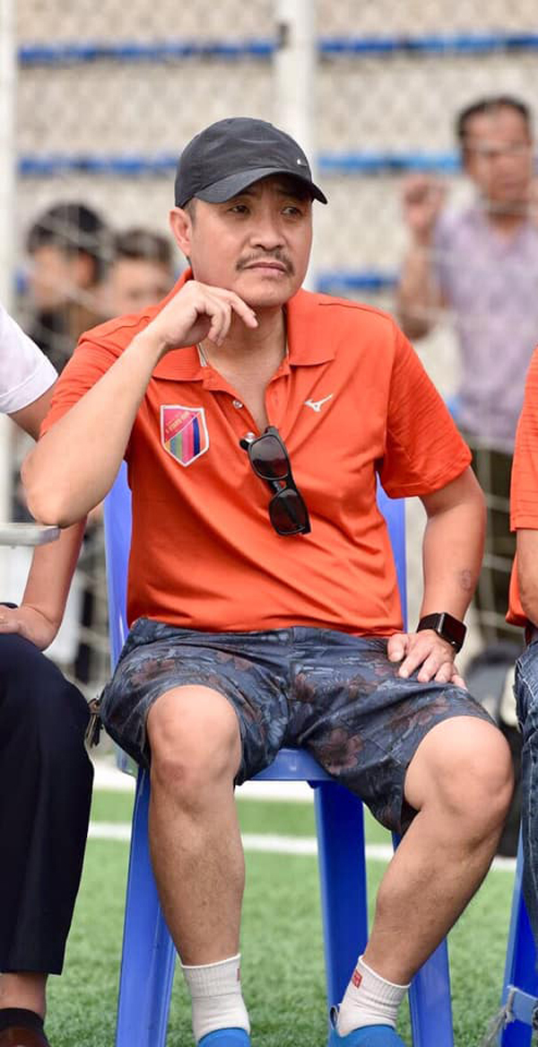 Nam NSƯT sống cảnh