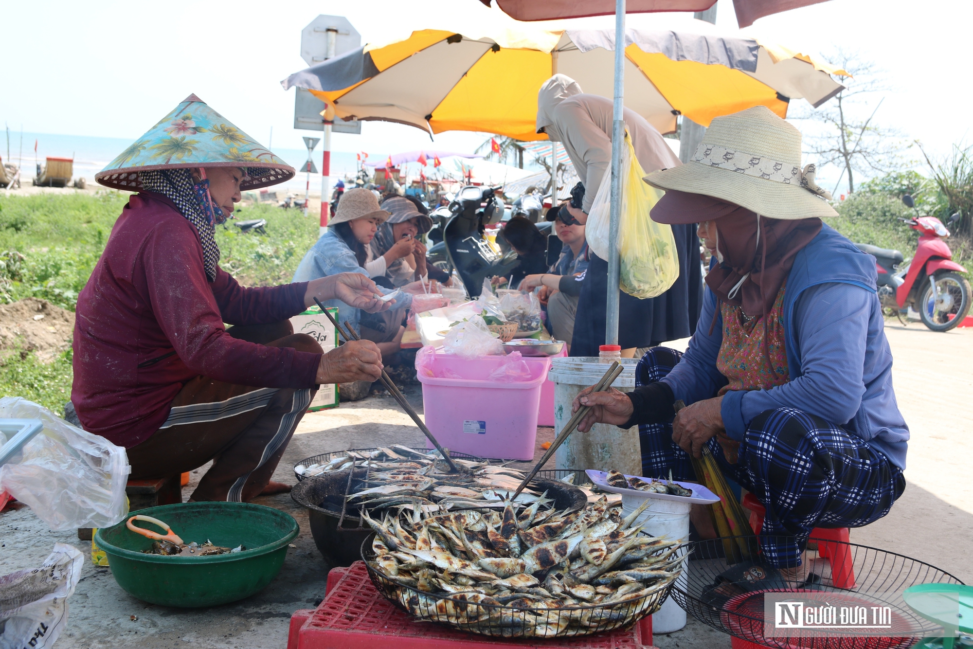 Loài cá "nhà nghèo", bổ dưỡng hút khách thập phương thưởng thức trực tiếp - Ảnh 9.