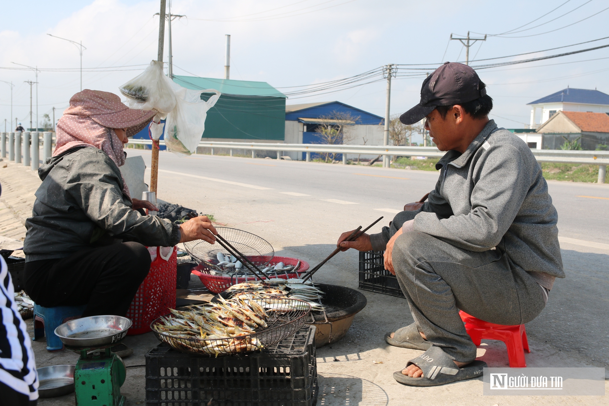 Loài cá "nhà nghèo", bổ dưỡng hút khách thập phương thưởng thức trực tiếp - Ảnh 10.