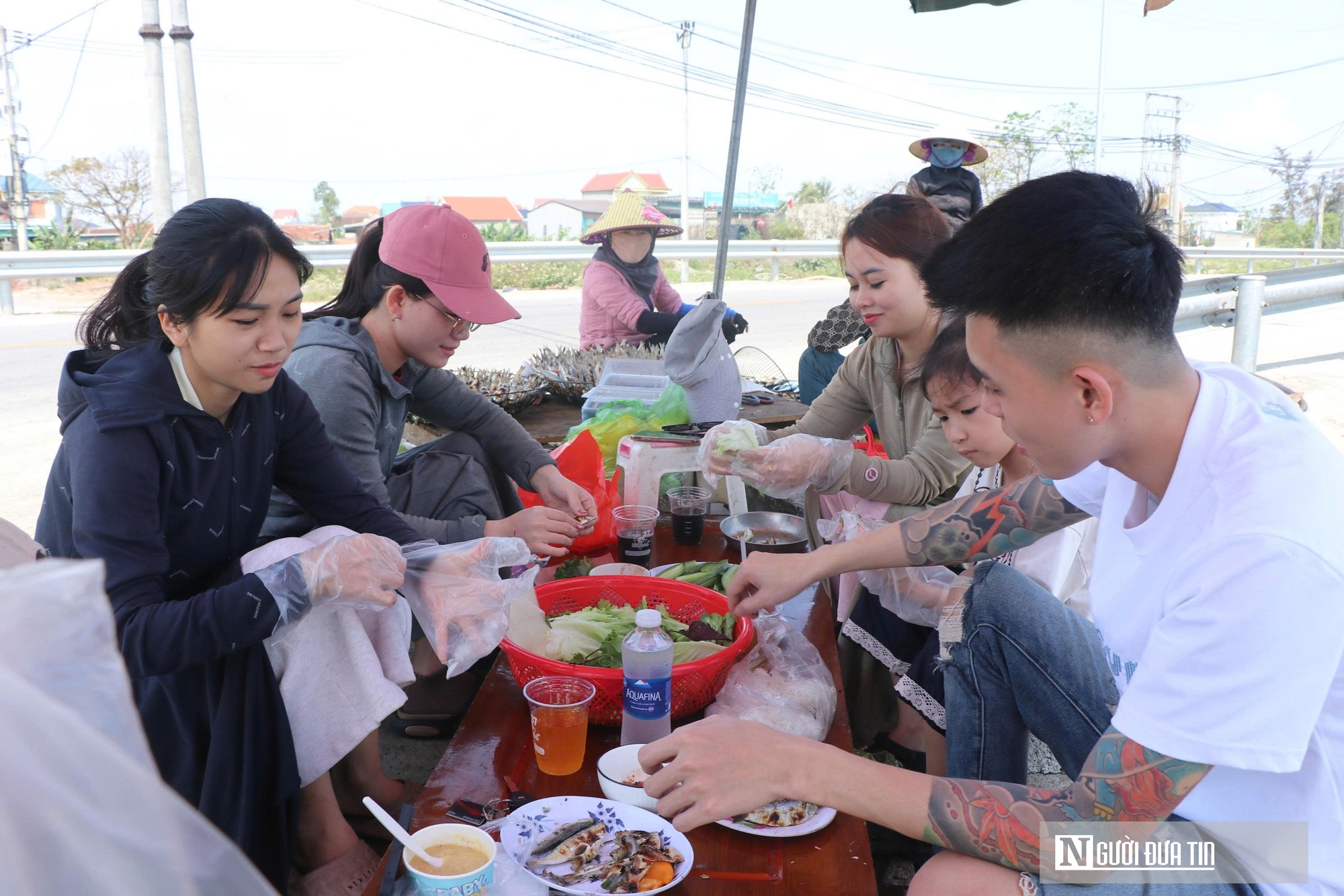 Loài cá "nhà nghèo", bổ dưỡng hút khách thập phương thưởng thức trực tiếp - Ảnh 13.