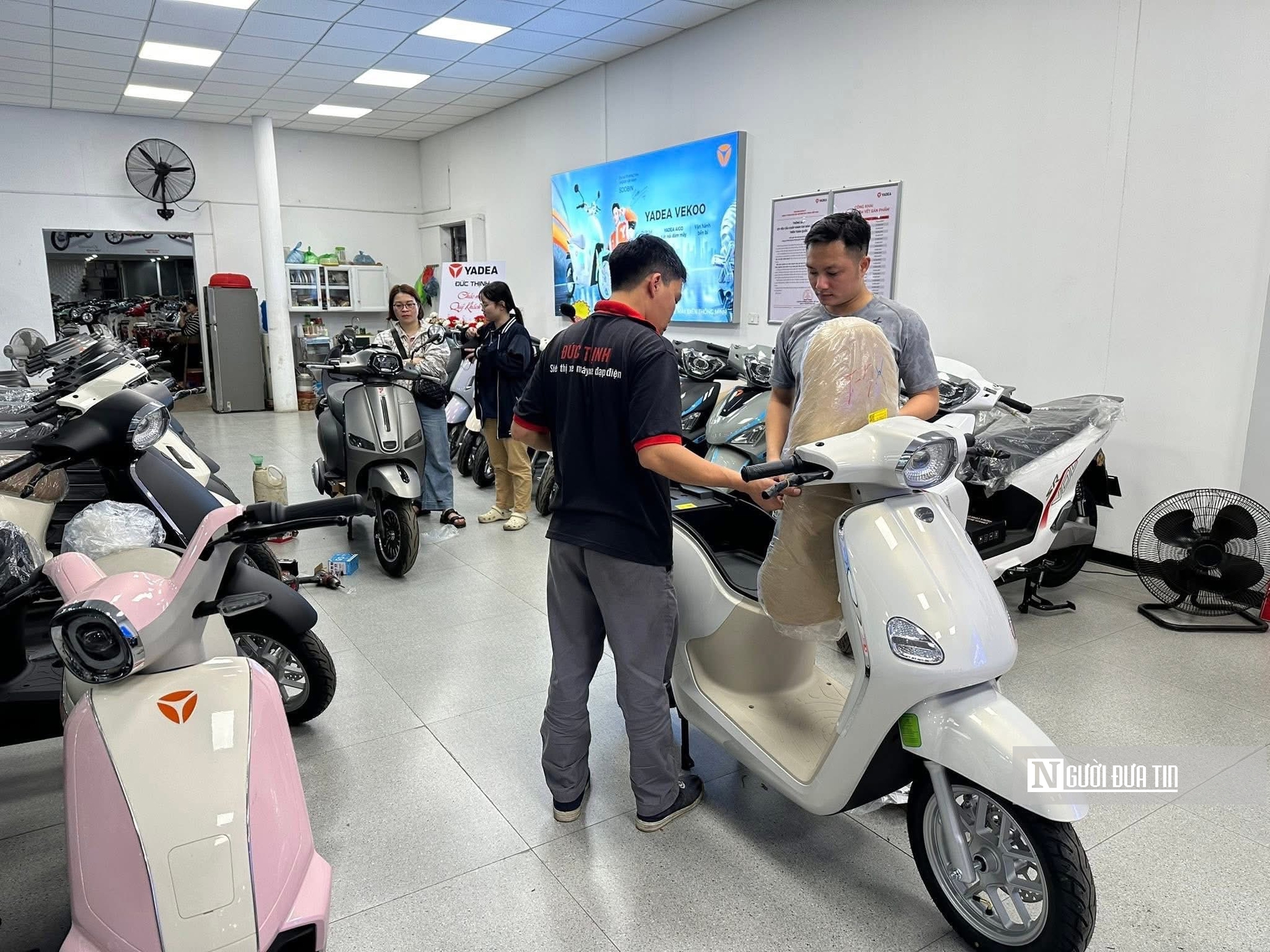 Thị trường xe điện &ldquo;tăng nhiệt&rdquo;- Ảnh 1.