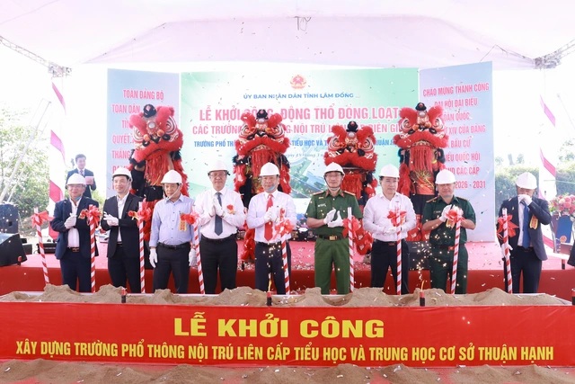 Người đứng đầu UBND tỉnh L&acirc;m Đồng y&ecirc;u cầu đẩy nhanh tiến độ c&aacute;c dự &aacute;n trường nội tr&uacute; - Ảnh 1.