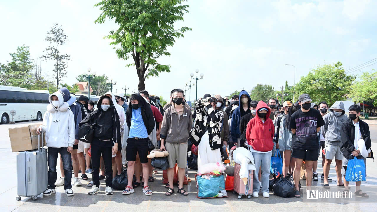 Bóc trần thủ đoạn lừa đảo xuyên biên giới: Bài 1-Ký ức kinh hoàng của những người trở về từ “địa ngục” - Ảnh 1. Bóc trần thủ đoạn lừa đảo xuyên biên giới: Bài 1-Ký ức kinh hoàng của những người trở về từ “địa ngục” - Ảnh 1.