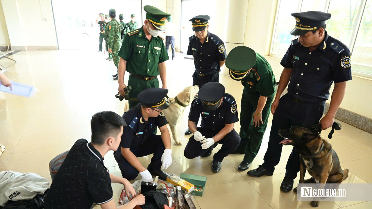 B&oacute;c trần thủ đoạn lừa đảo xuy&ecirc;n bi&ecirc;n giới - B&agrave;i 2: Thủ đoạn v&agrave; mạng lưới vận h&agrave;nh của c&aacute;c &ldquo;tập đo&agrave;n đ&agrave;o lửa&rdquo; - Ảnh 1.