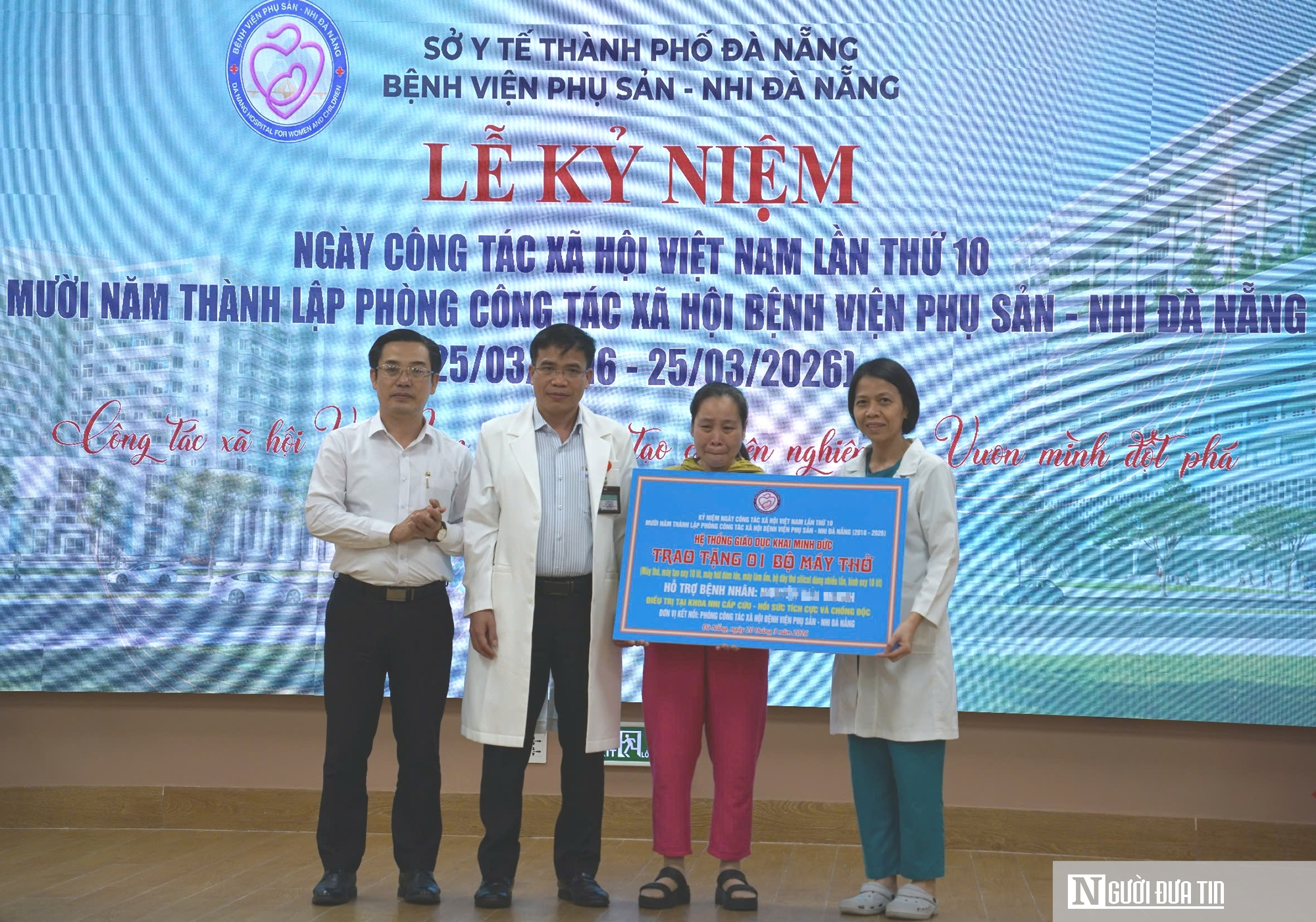 10 năm níu con khỏi lằn ranh sinh tử, người mẹ bật khóc khi con sắp về nhà- Ảnh 4. 10 năm níu con khỏi lằn ranh sinh tử, người mẹ bật khóc khi con sắp về nhà- Ảnh 4.