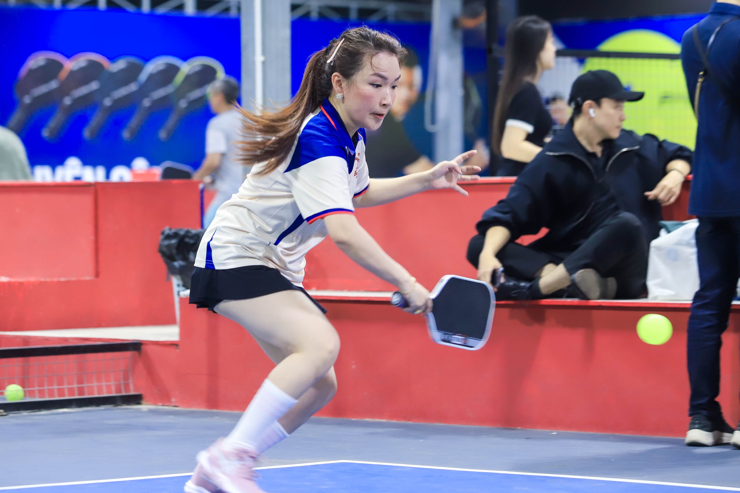 Sôi nổi giải giao hữu Pickleball nhân kỷ niệm 25 năm Tạp chí Đời sống và Pháp luật- Ảnh 4. Sôi nổi giải giao hữu Pickleball nhân kỷ niệm 25 năm Tạp chí Đời sống và Pháp luật- Ảnh 4.