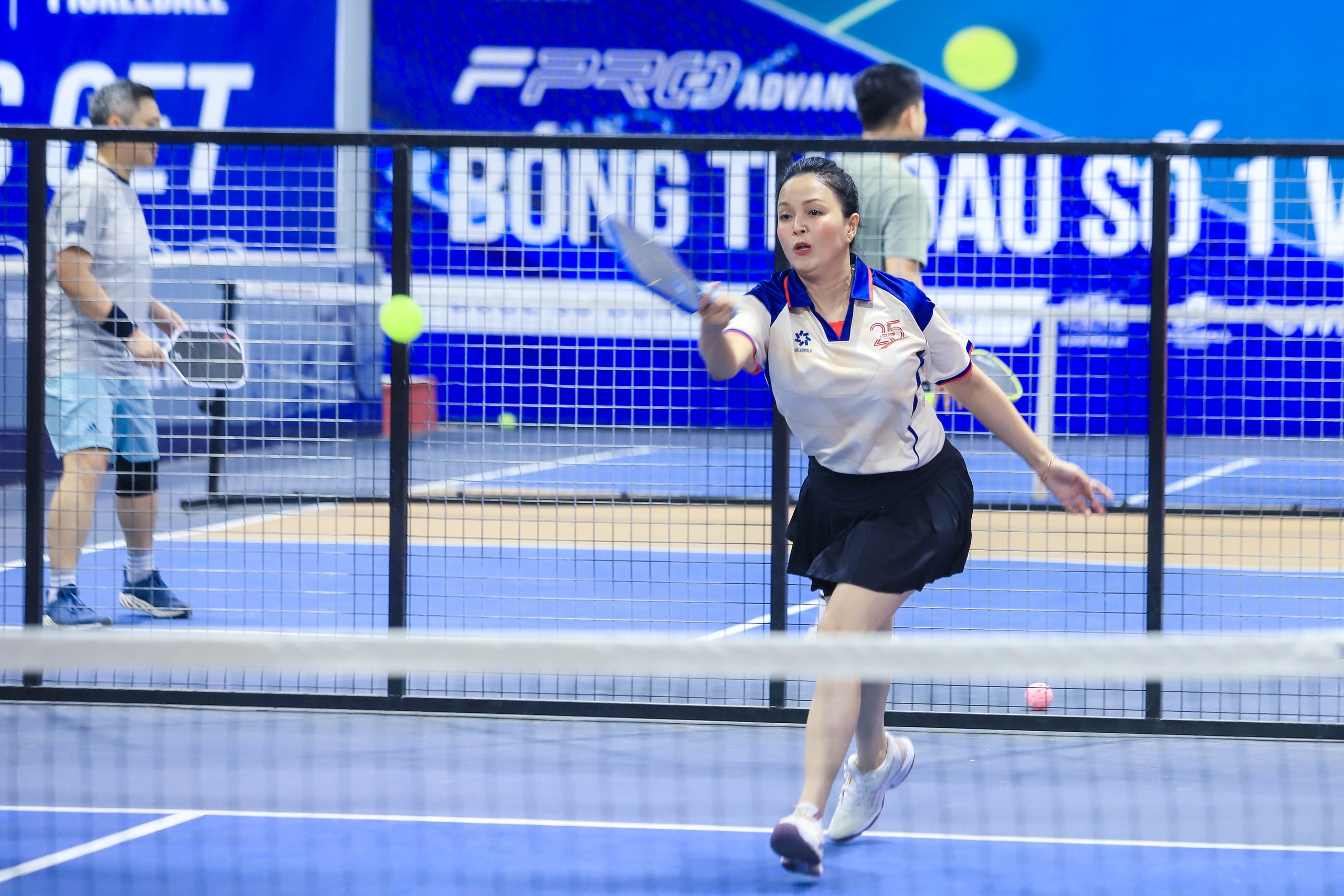 Sôi nổi giải giao hữu Pickleball nhân kỷ niệm 25 năm Tạp chí Đời sống và Pháp luật- Ảnh 7. Sôi nổi giải giao hữu Pickleball nhân kỷ niệm 25 năm Tạp chí Đời sống và Pháp luật- Ảnh 7.