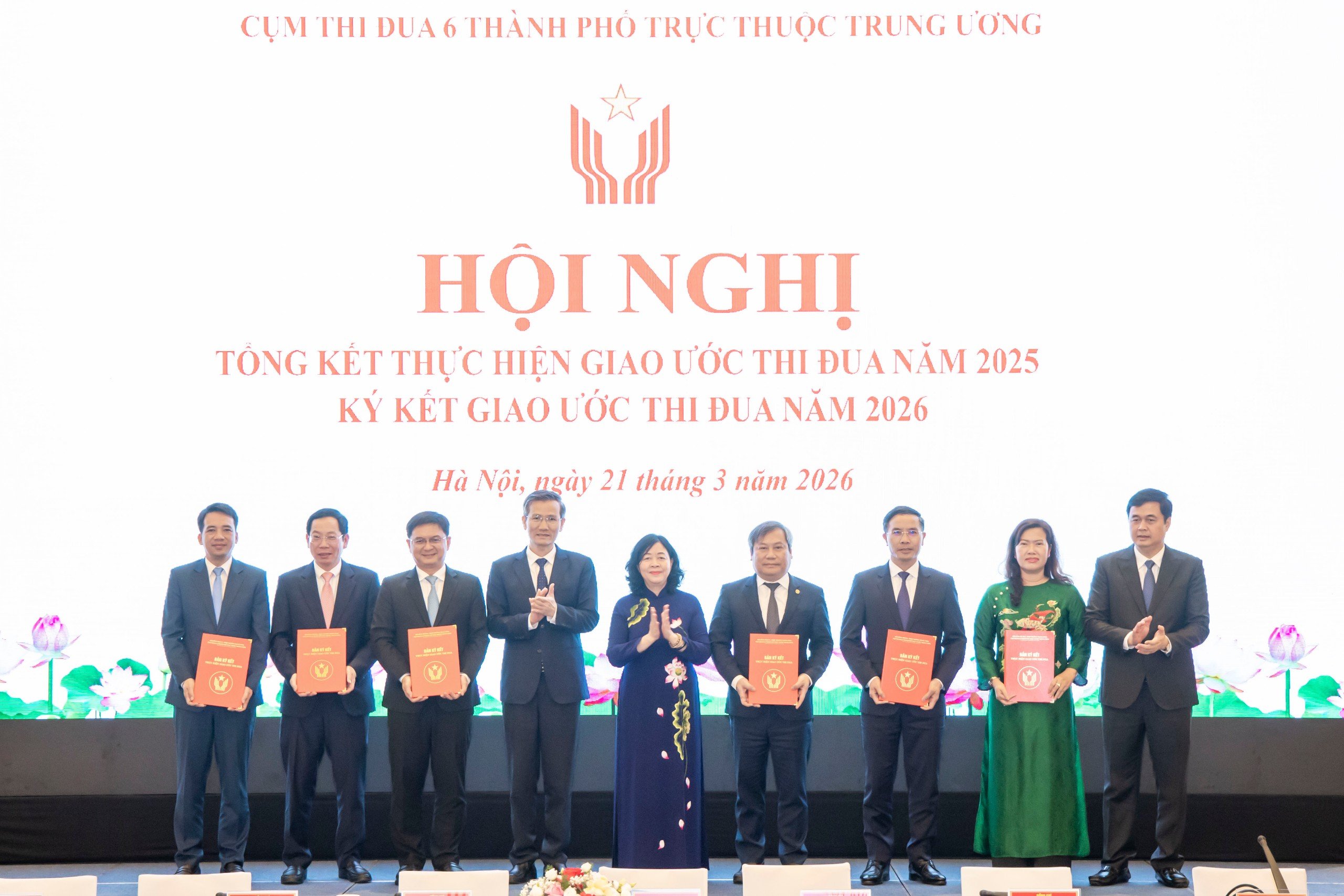 Khen thưởng phải đúng người, đúng việc, đúng thành tích, chống cào bằng- Ảnh 5. Khen thưởng phải đúng người, đúng việc, đúng thành tích, chống cào bằng- Ảnh 5.