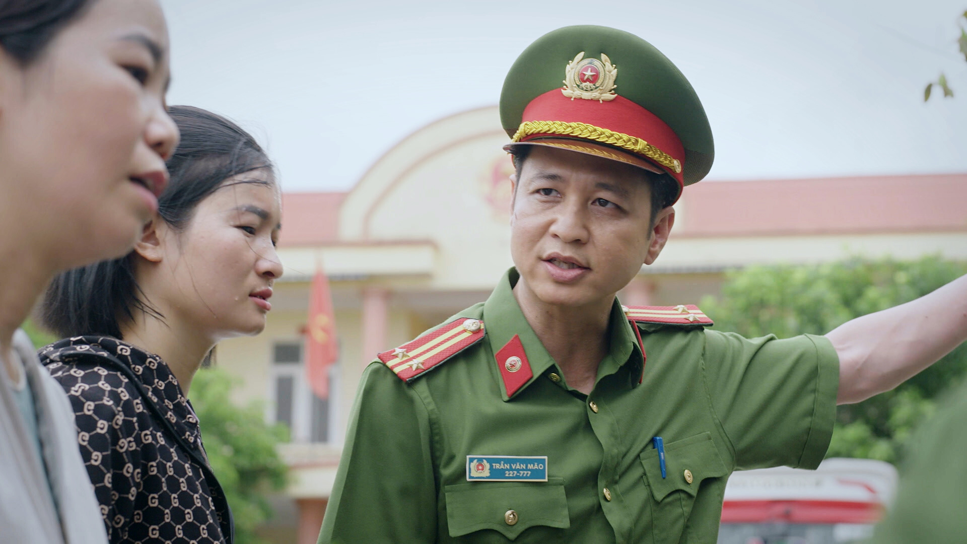 Nam diễn viên tái xuất trên phim giờ vàng VTV gây bất ngờ khi ngoài đời là Trung tá công an - Ảnh 2.