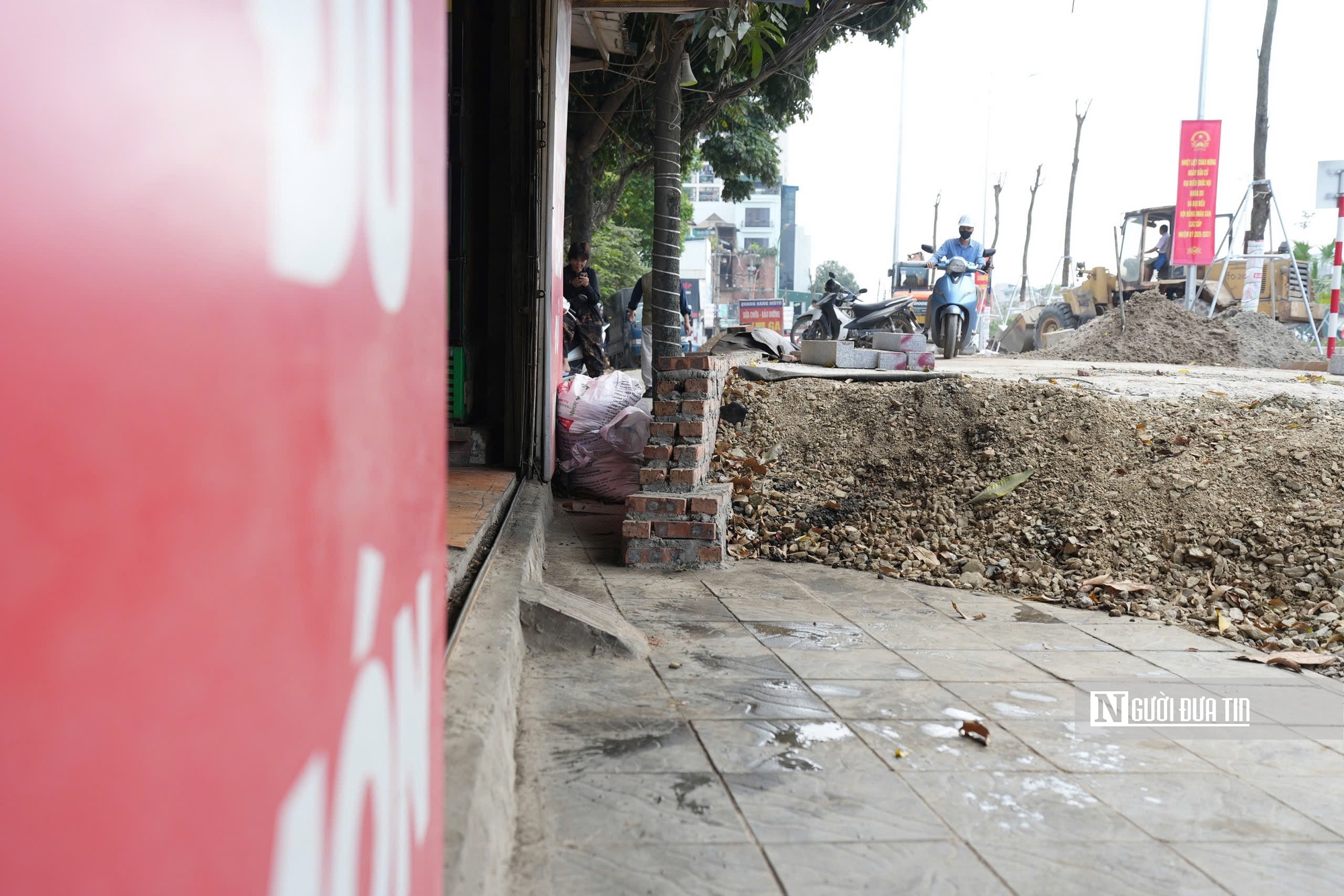 Điểm nghẽn khiến 1,6km đường Vành đai 2,5 nguy cơ lỡ hẹn bàn giao - Ảnh 4.