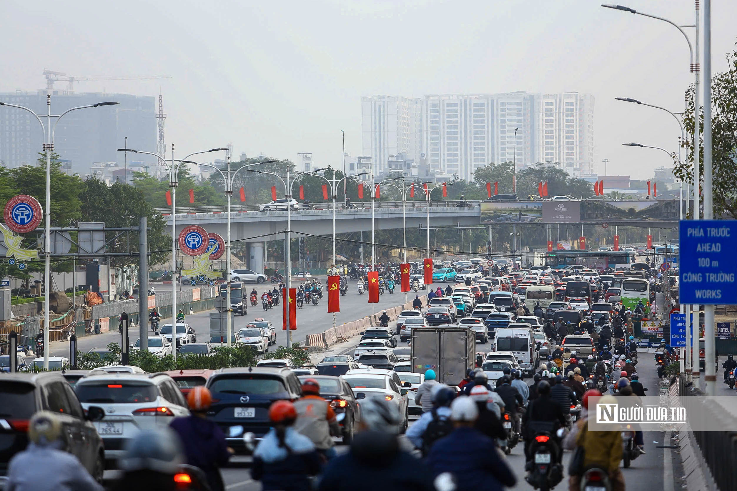 Hà Nội: Rào chắn thi công hầm chui tại nút giao Cổ Linh – Đàm Quang Trung - Ảnh 3.