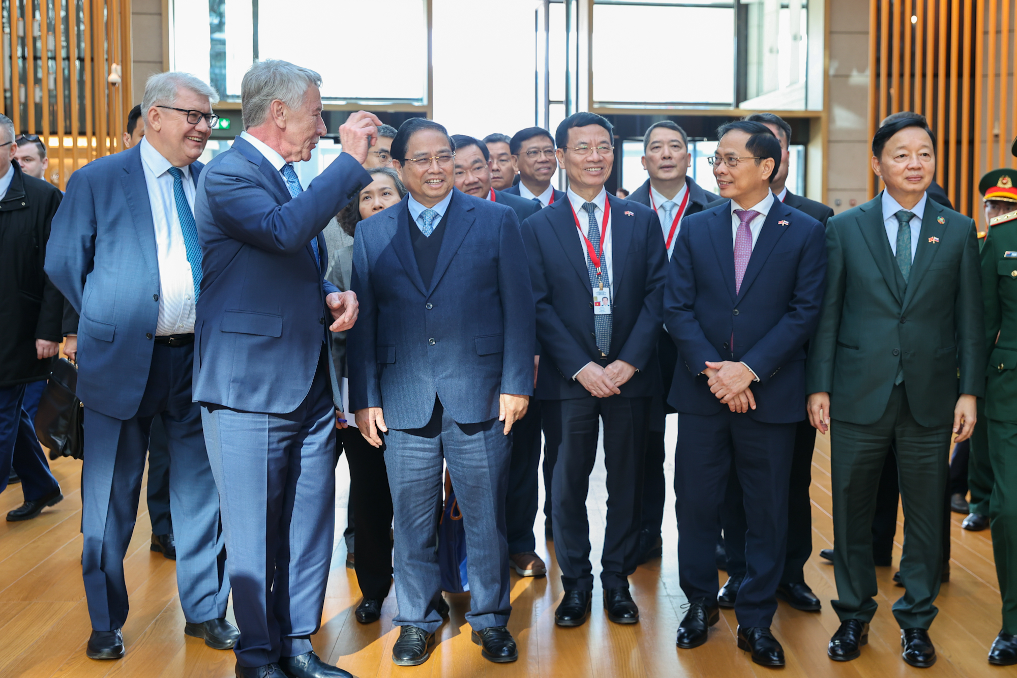 Thủ tướng thăm tập đo&agrave;n kh&iacute; đốt h&agrave;ng đầu của Nga, th&uacute;c đẩy c&aacute;c dự &aacute;n LNG lớn tại Việt Nam- Ảnh 6.