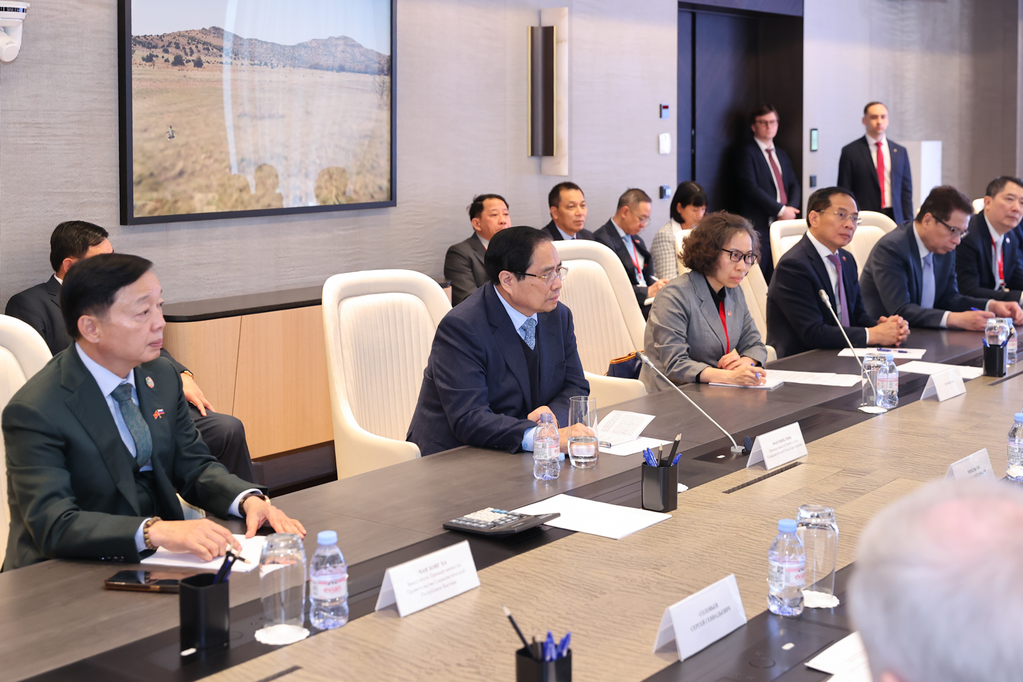 Thủ tướng thăm tập đo&agrave;n kh&iacute; đốt h&agrave;ng đầu của Nga, th&uacute;c đẩy c&aacute;c dự &aacute;n LNG lớn tại Việt Nam- Ảnh 4.