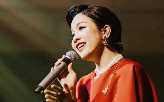 Diva Mỹ Linh: Hành trình từ 'tóc tém' đến biểu tượng âm nhạc và tổ ấm viên mãn