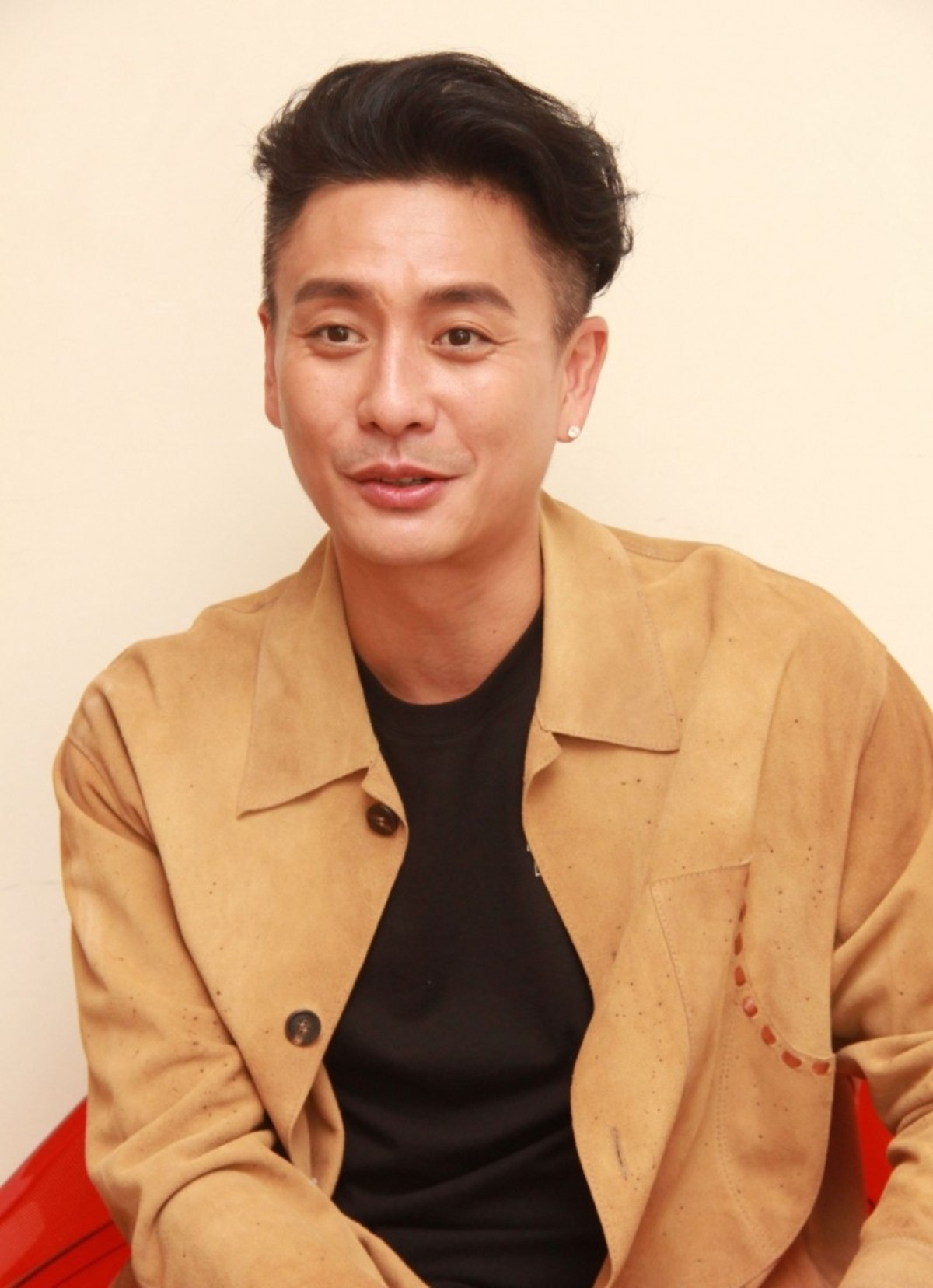 Sở hữu t&agrave;i sản kếch x&ugrave; 2,6 ngh&igrave;n tỷ đồng, diễn vi&ecirc;n Huỳnh T&ocirc;ng Trạch vẫn ế vợ - Ảnh 4.