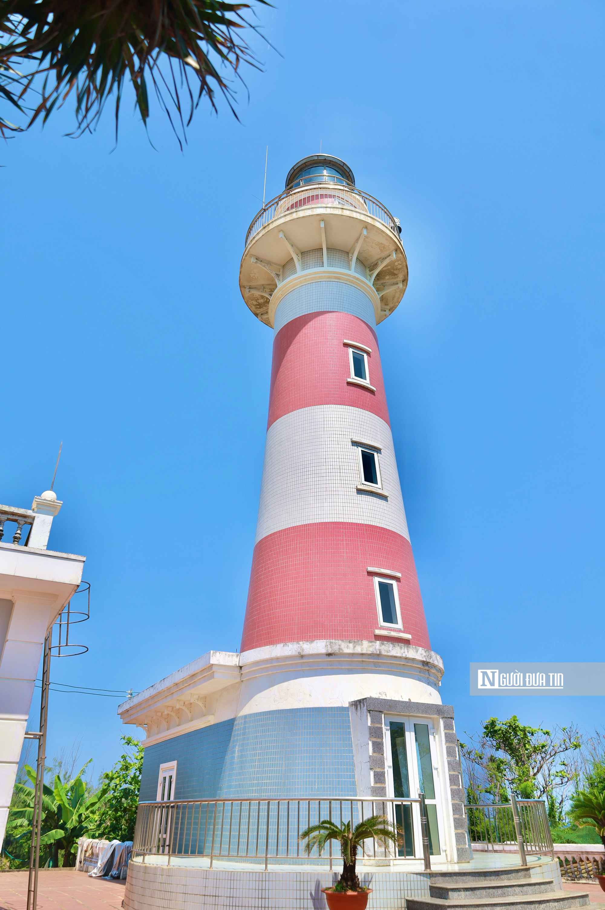 Ngọn hải đăng mang t&ecirc;n lạ b&ecirc;n bờ biển Quảng Ng&atilde;i h&uacute;t kh&aacute;ch check-in- Ảnh 12.