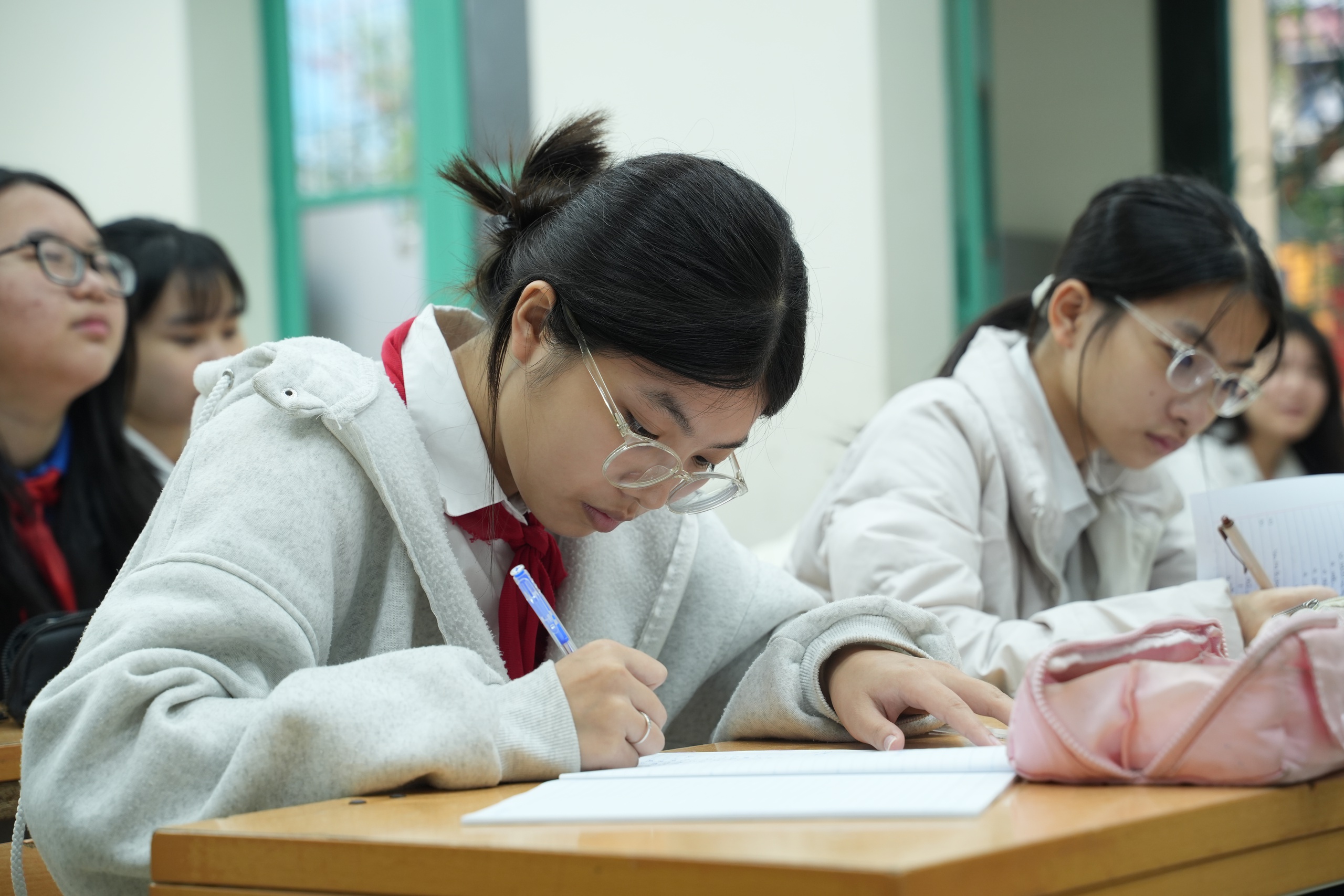 Hà Nội đổi mới tuyển sinh vào 10: Cơ hội hay thách thức? - Ảnh 1.